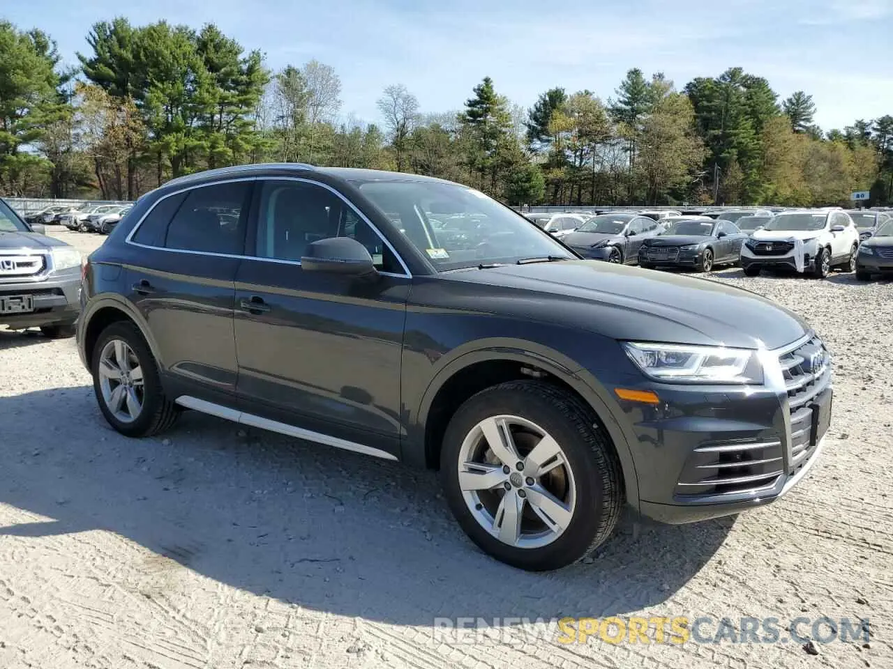 4 Photograph of a damaged car WA1BNAFY7K2084462 AUDI Q5 2019