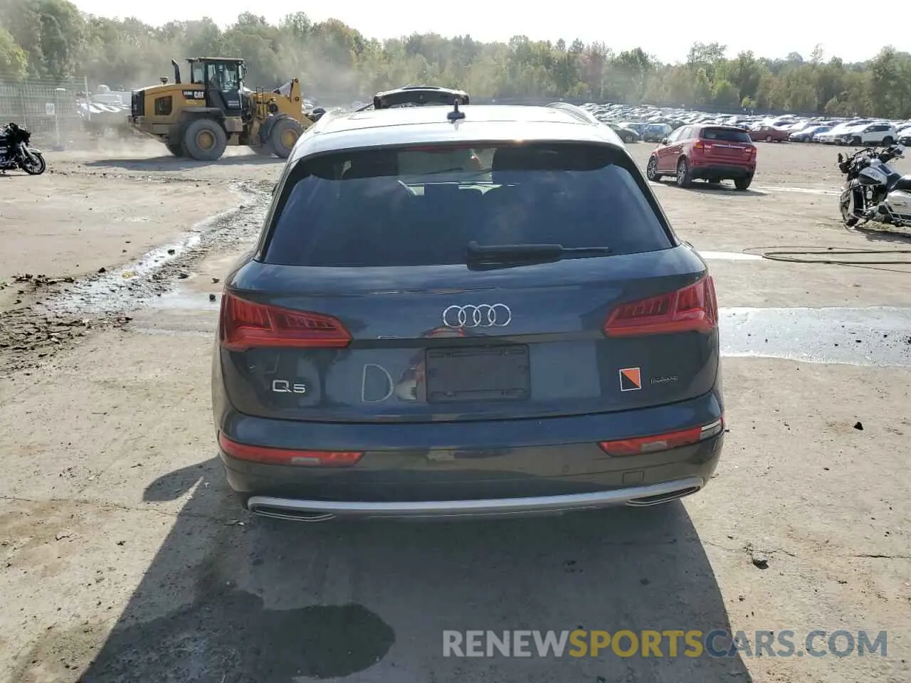 6 Photograph of a damaged car WA1BNAFY7K2085997 AUDI Q5 2019