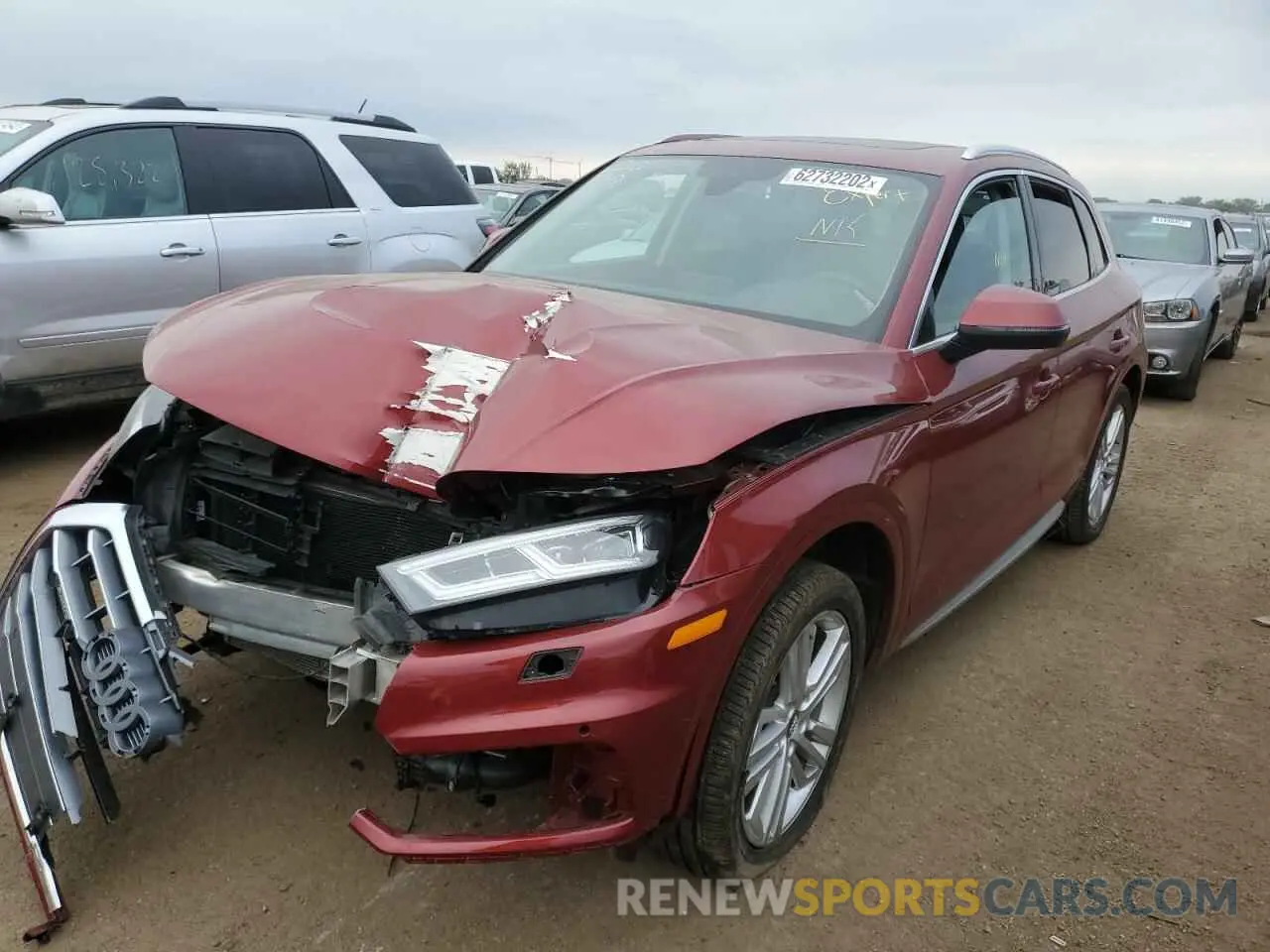 2 Photograph of a damaged car WA1BNAFY7K2104967 AUDI Q5 2019