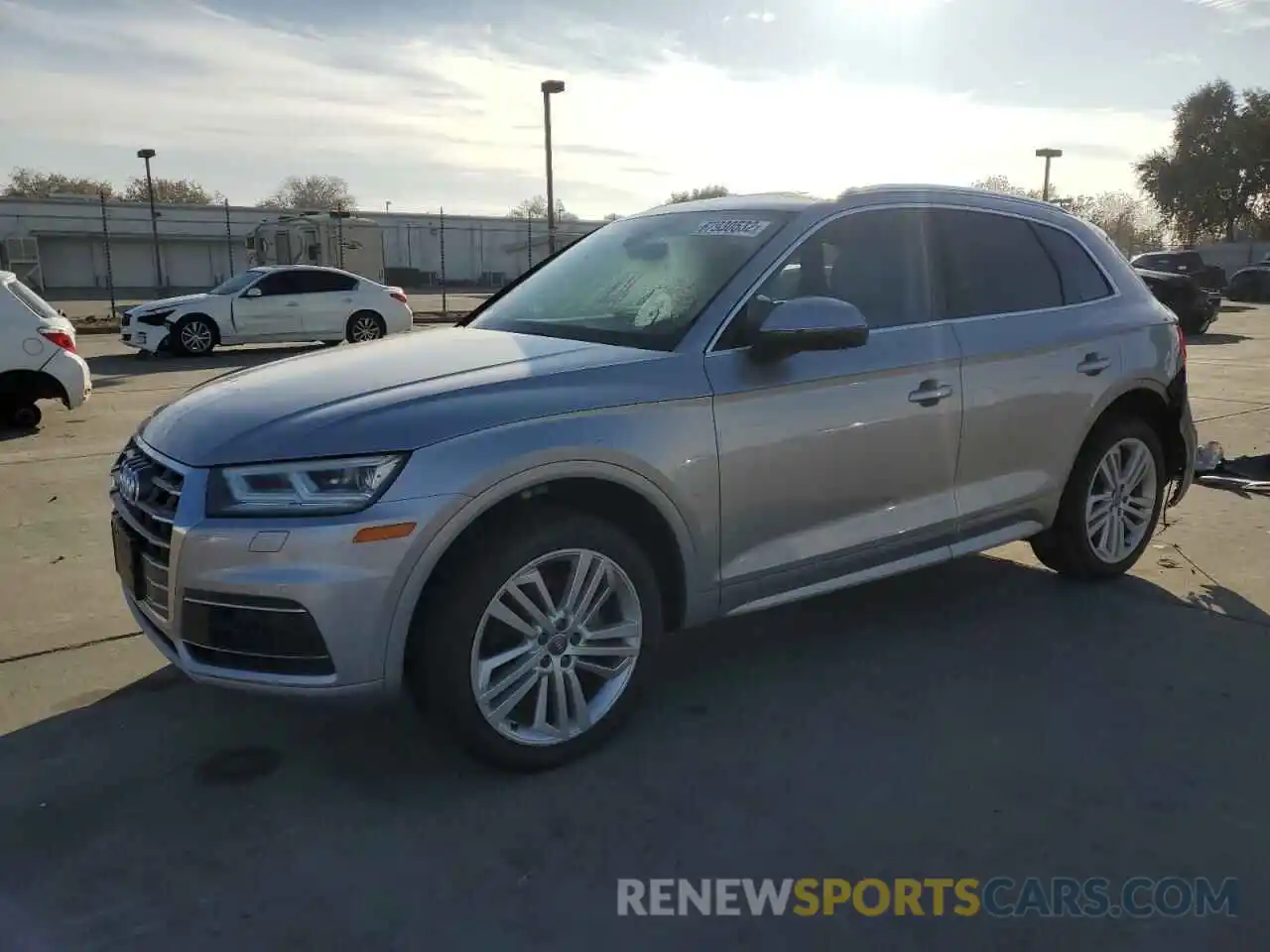 1 Photograph of a damaged car WA1BNAFY7K2115466 AUDI Q5 2019