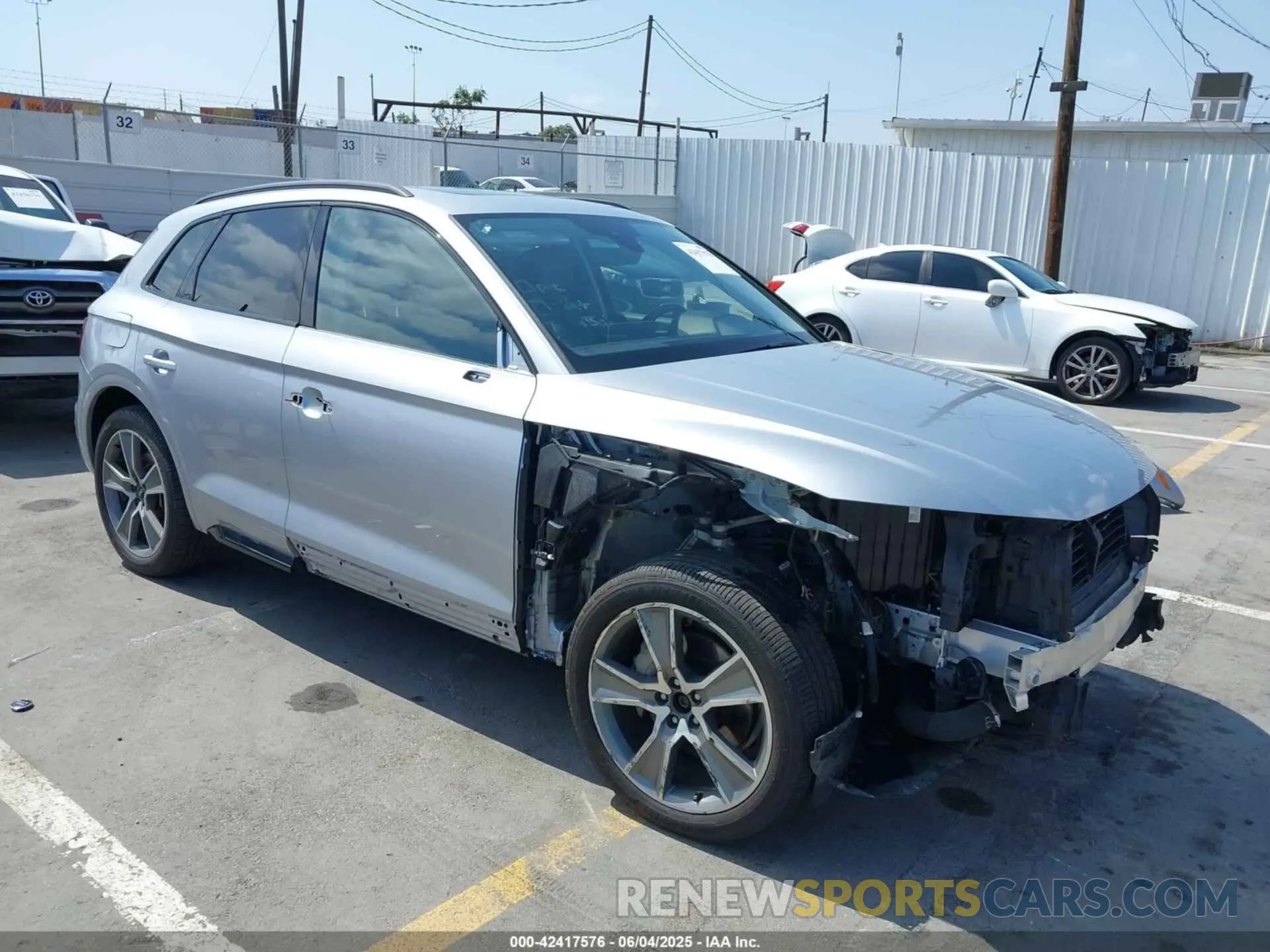 1 Photograph of a damaged car WA1BNAFY8K2029731 AUDI Q5 2019