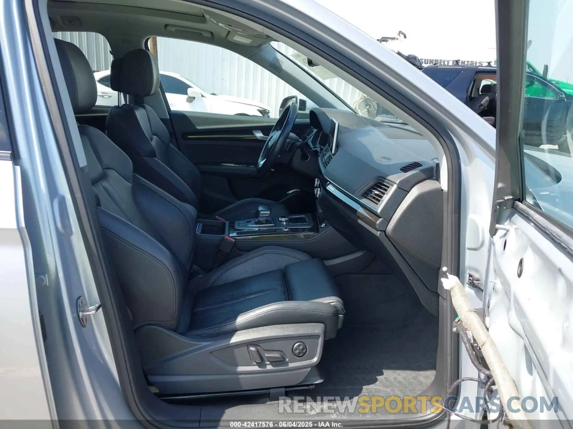 5 Photograph of a damaged car WA1BNAFY8K2029731 AUDI Q5 2019