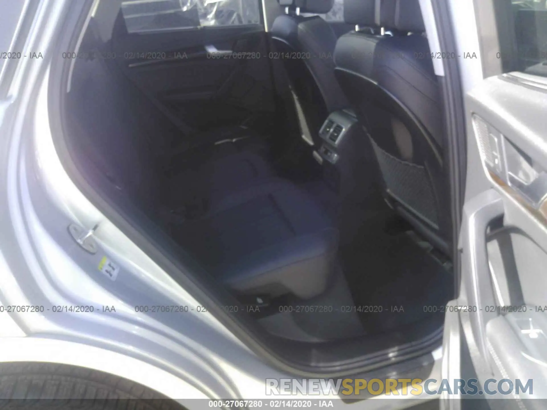 8 Photograph of a damaged car WA1BNAFY8K2030829 AUDI Q5 2019