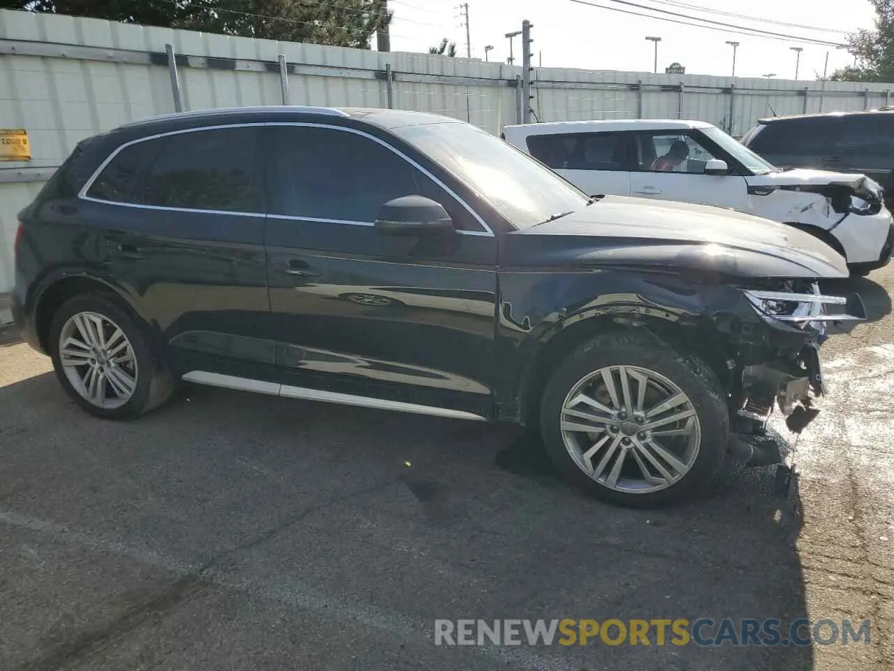 4 Photograph of a damaged car WA1BNAFY8K2047260 AUDI Q5 2019