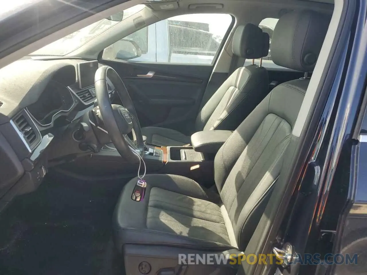 7 Photograph of a damaged car WA1BNAFY8K2052300 AUDI Q5 2019