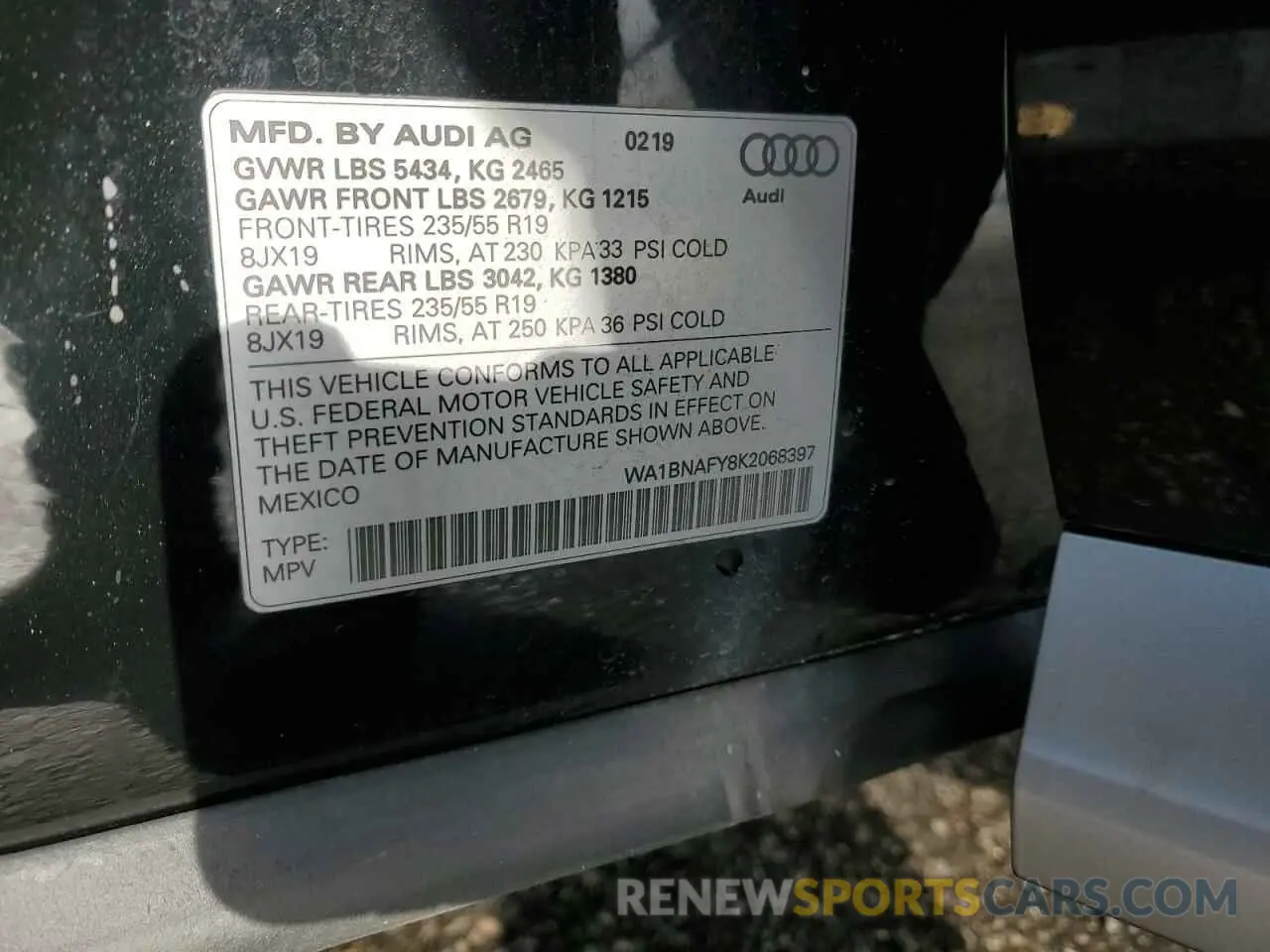13 Photograph of a damaged car WA1BNAFY8K2068397 AUDI Q5 2019