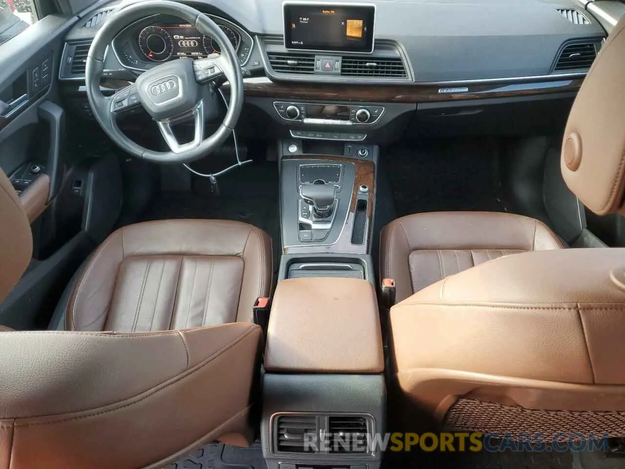 8 Photograph of a damaged car WA1BNAFY8K2068397 AUDI Q5 2019
