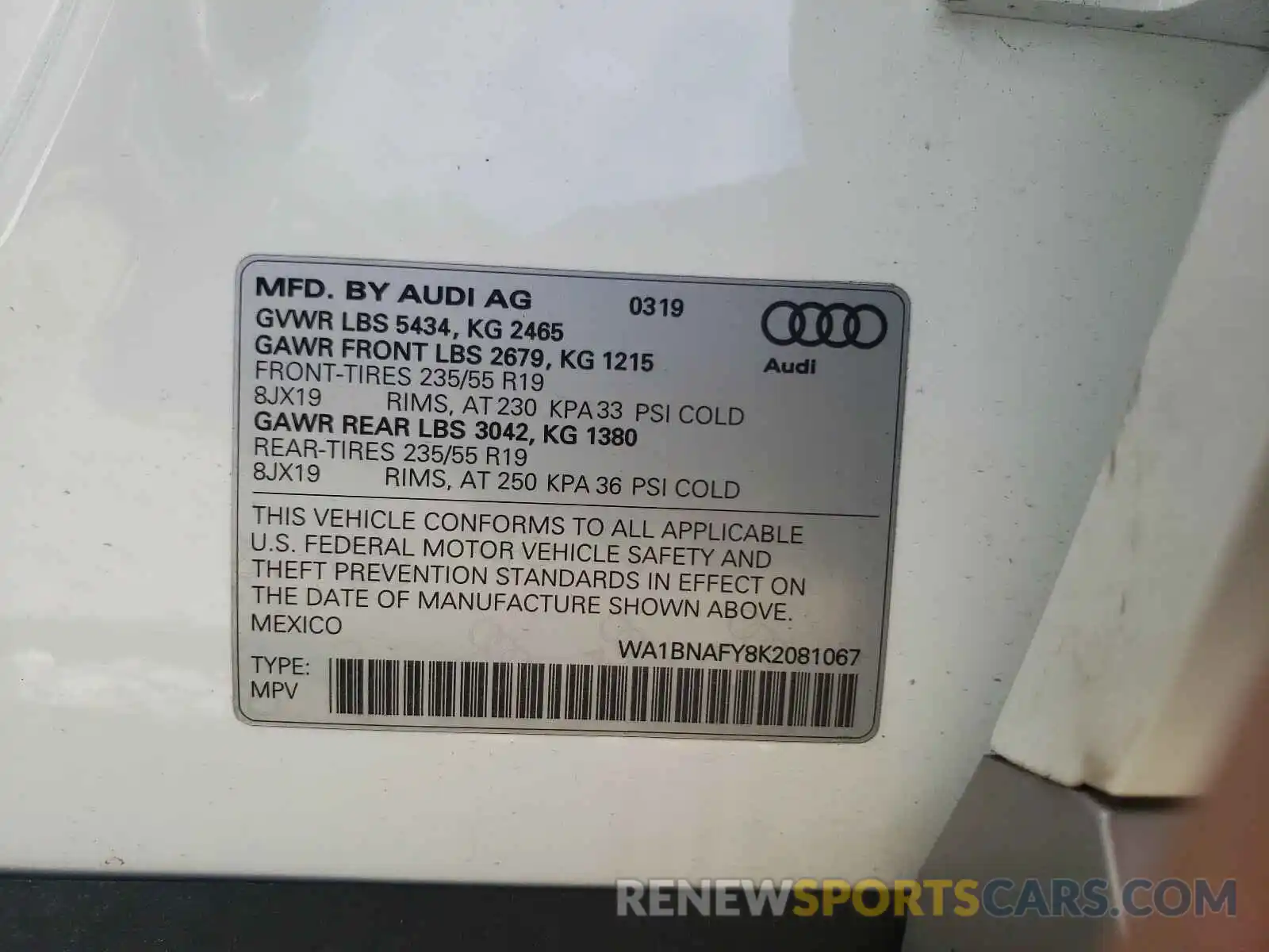 10 Photograph of a damaged car WA1BNAFY8K2081067 AUDI Q5 2019