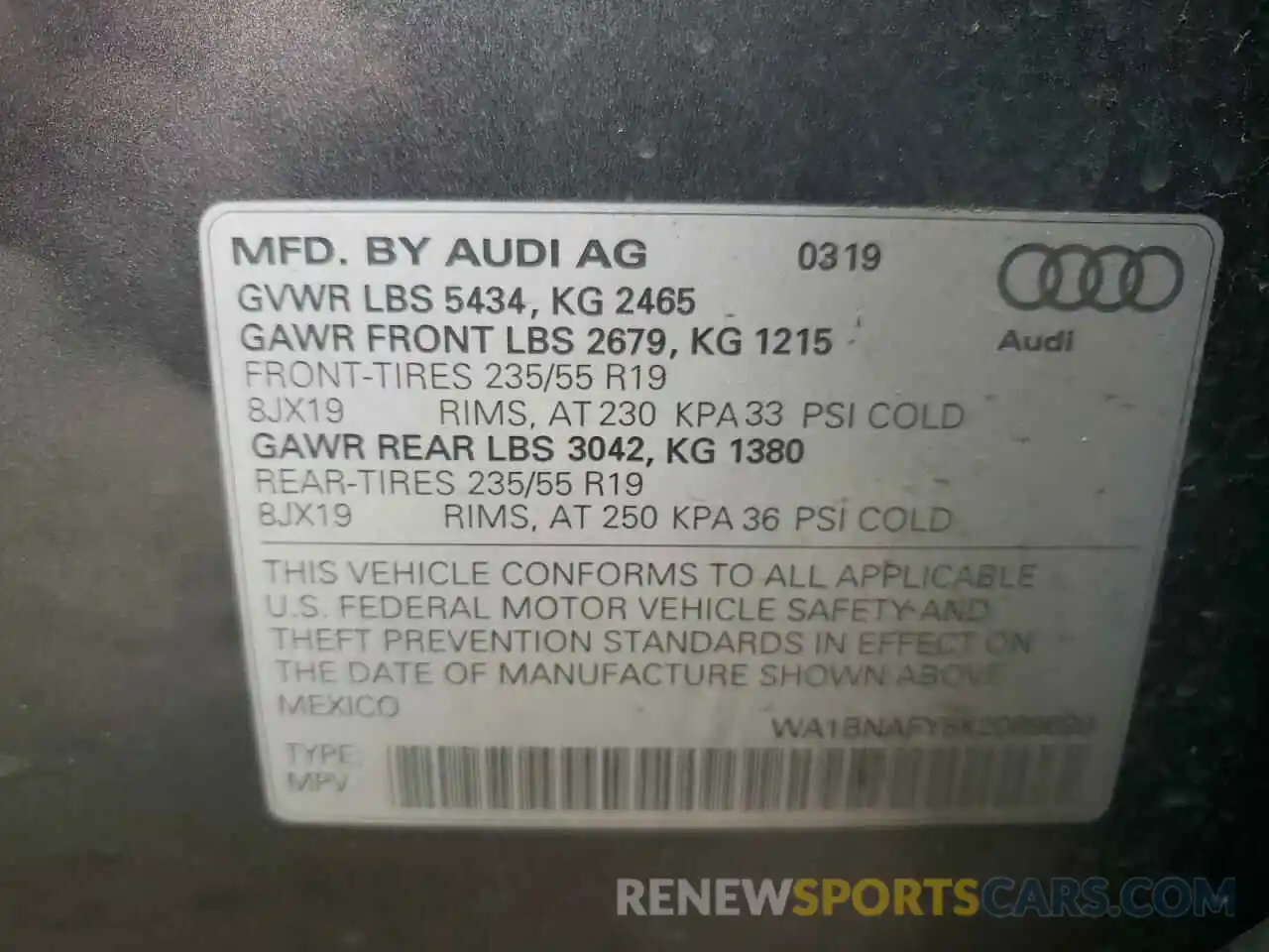 10 Photograph of a damaged car WA1BNAFY8K2089699 AUDI Q5 2019