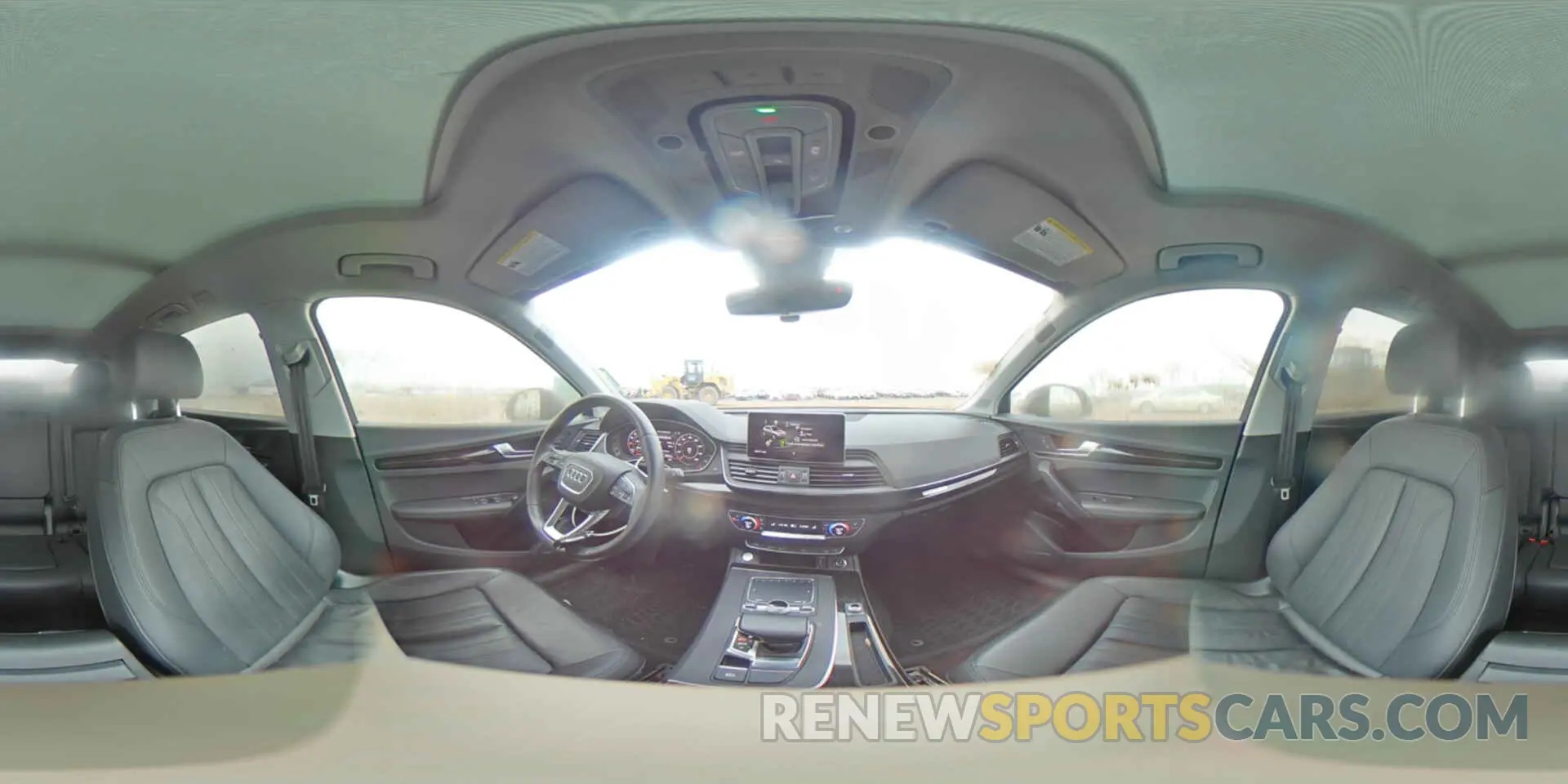 14 Photograph of a damaged car WA1BNAFY8K2104377 AUDI Q5 2019