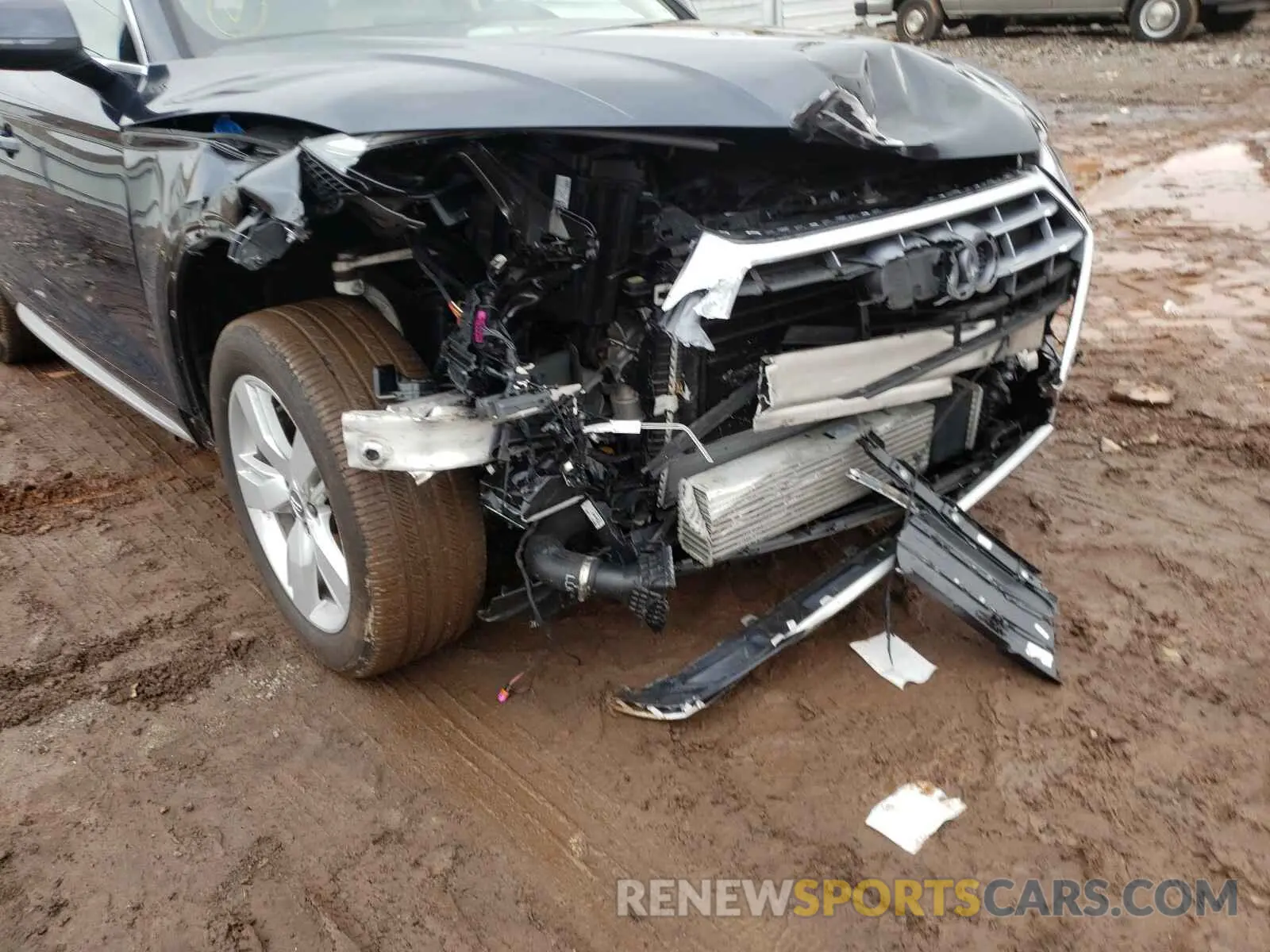 9 Photograph of a damaged car WA1BNAFY8K2126489 AUDI Q5 2019