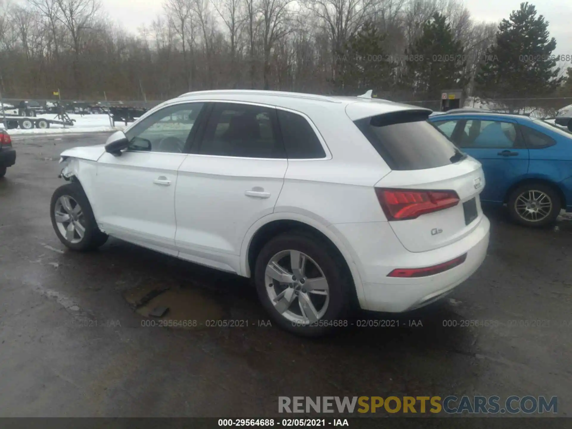 3 Photograph of a damaged car WA1BNAFY8K2141610 AUDI Q5 2019