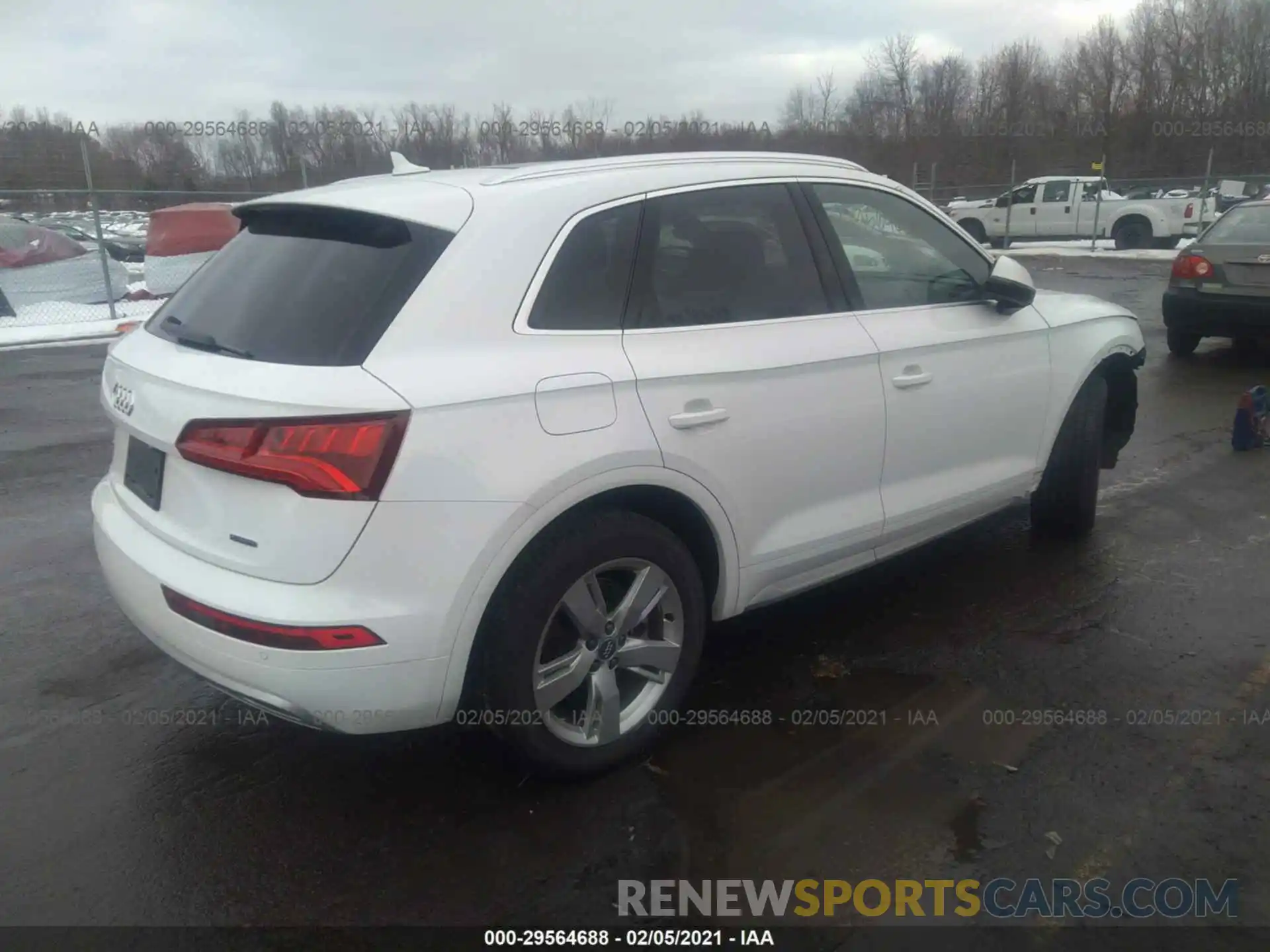 4 Photograph of a damaged car WA1BNAFY8K2141610 AUDI Q5 2019