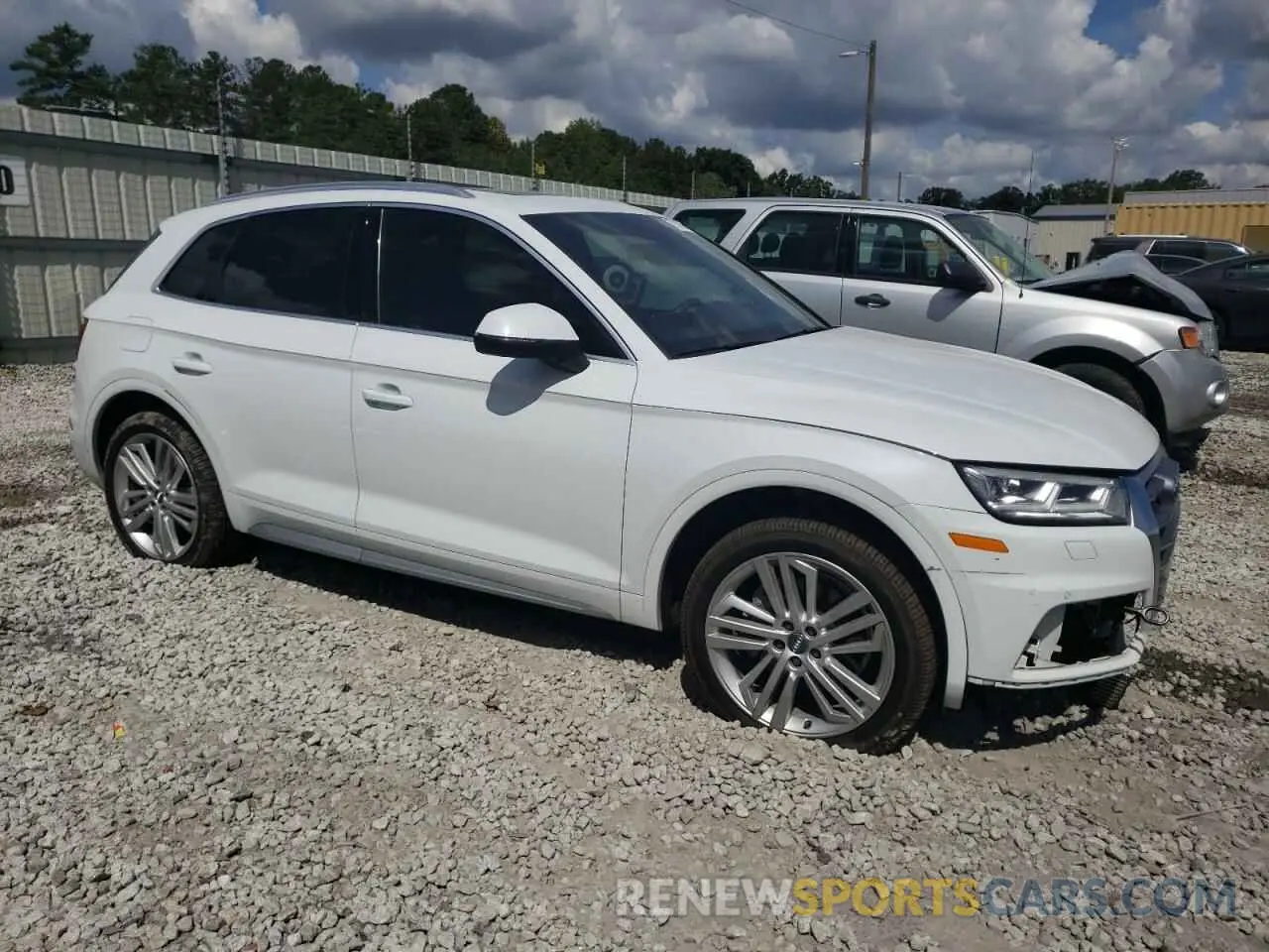 4 Photograph of a damaged car WA1BNAFY9K2052774 AUDI Q5 2019