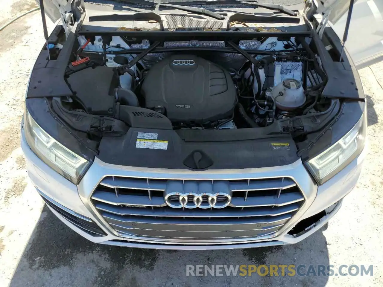 12 Photograph of a damaged car WA1BNAFY9K2096211 AUDI Q5 2019