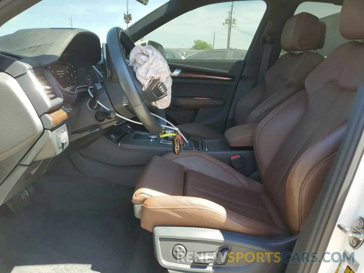 7 Photograph of a damaged car WA1BNAFY9K2096211 AUDI Q5 2019