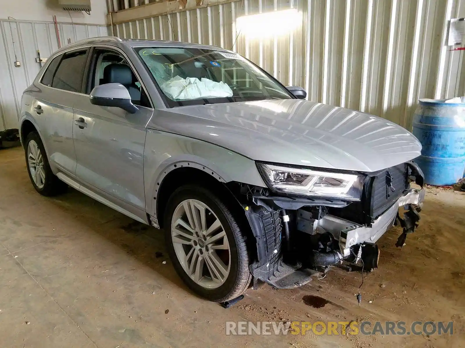 1 Photograph of a damaged car WA1BNAFY9K2097620 AUDI Q5 2019