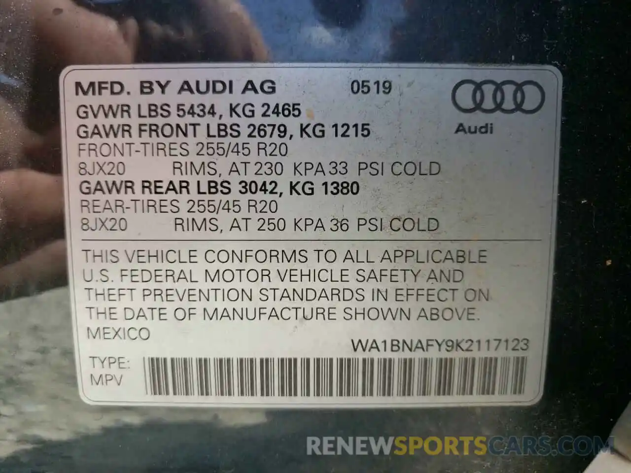 10 Photograph of a damaged car WA1BNAFY9K2117123 AUDI Q5 2019