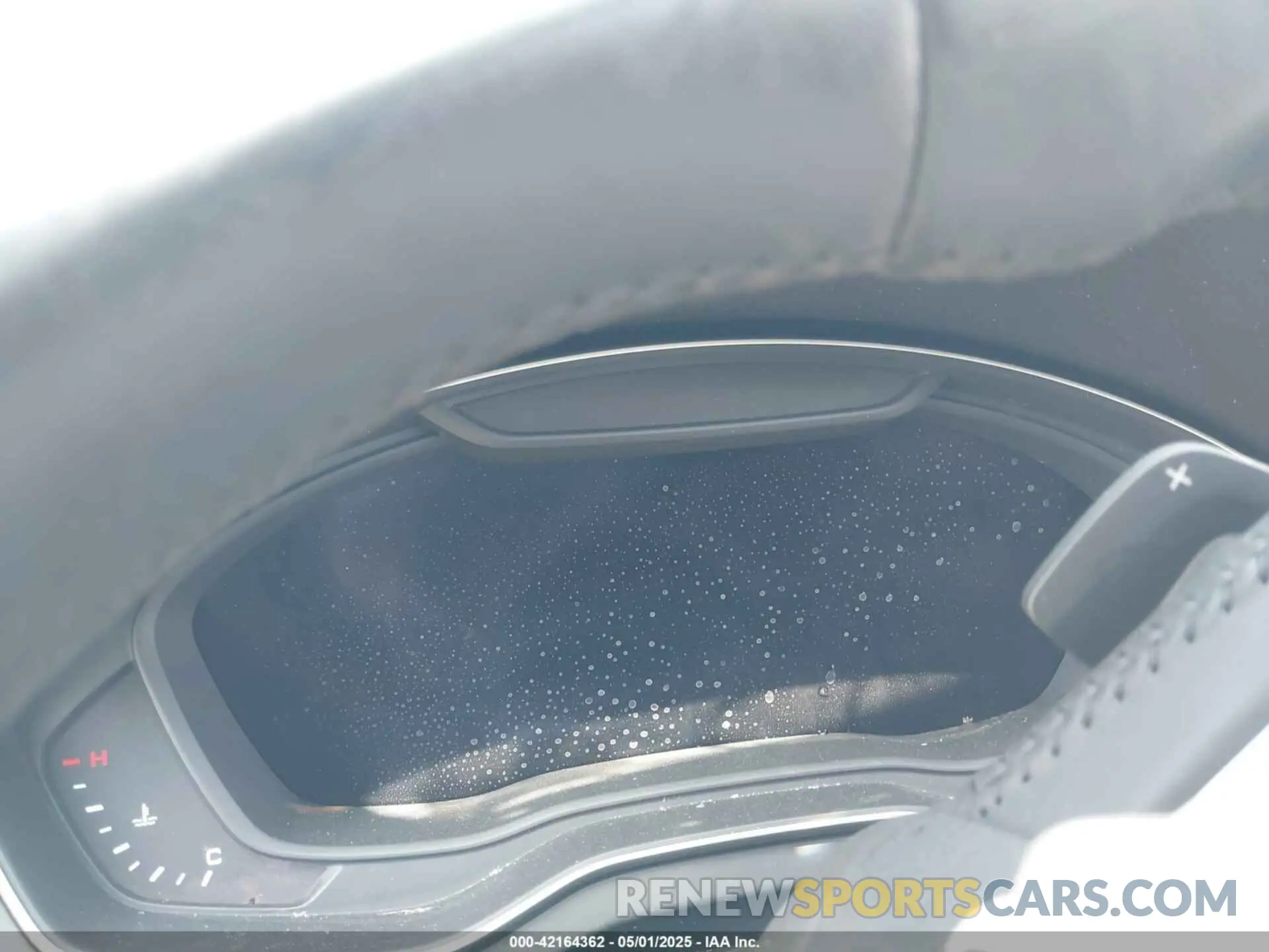 15 Photograph of a damaged car WA1BNAFY9K2124525 AUDI Q5 2019