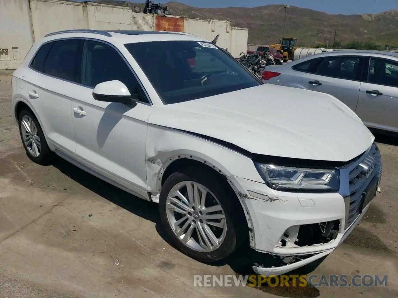 4 Photograph of a damaged car WA1BNAFYXK2069809 AUDI Q5 2019