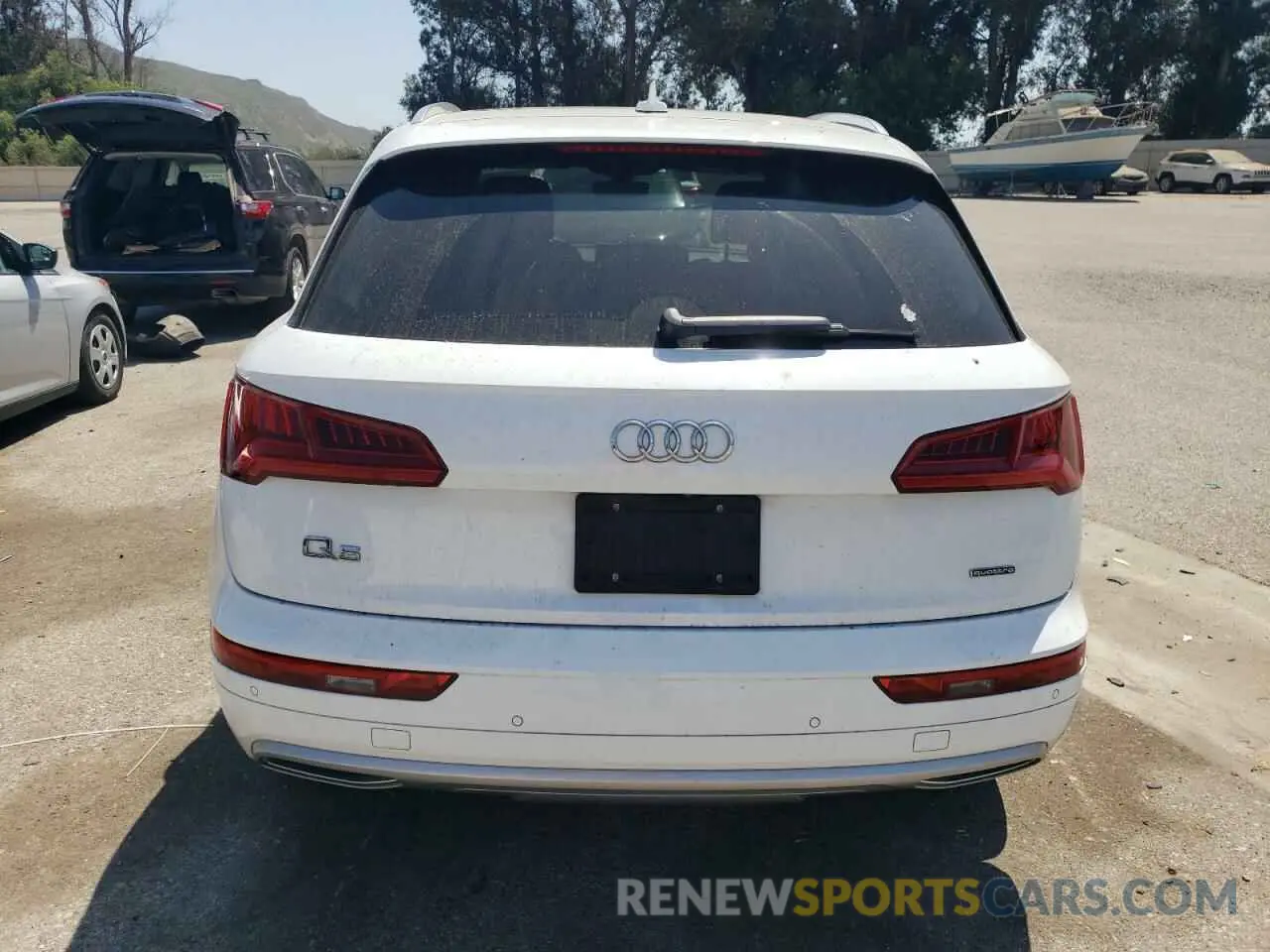 6 Photograph of a damaged car WA1BNAFYXK2069809 AUDI Q5 2019