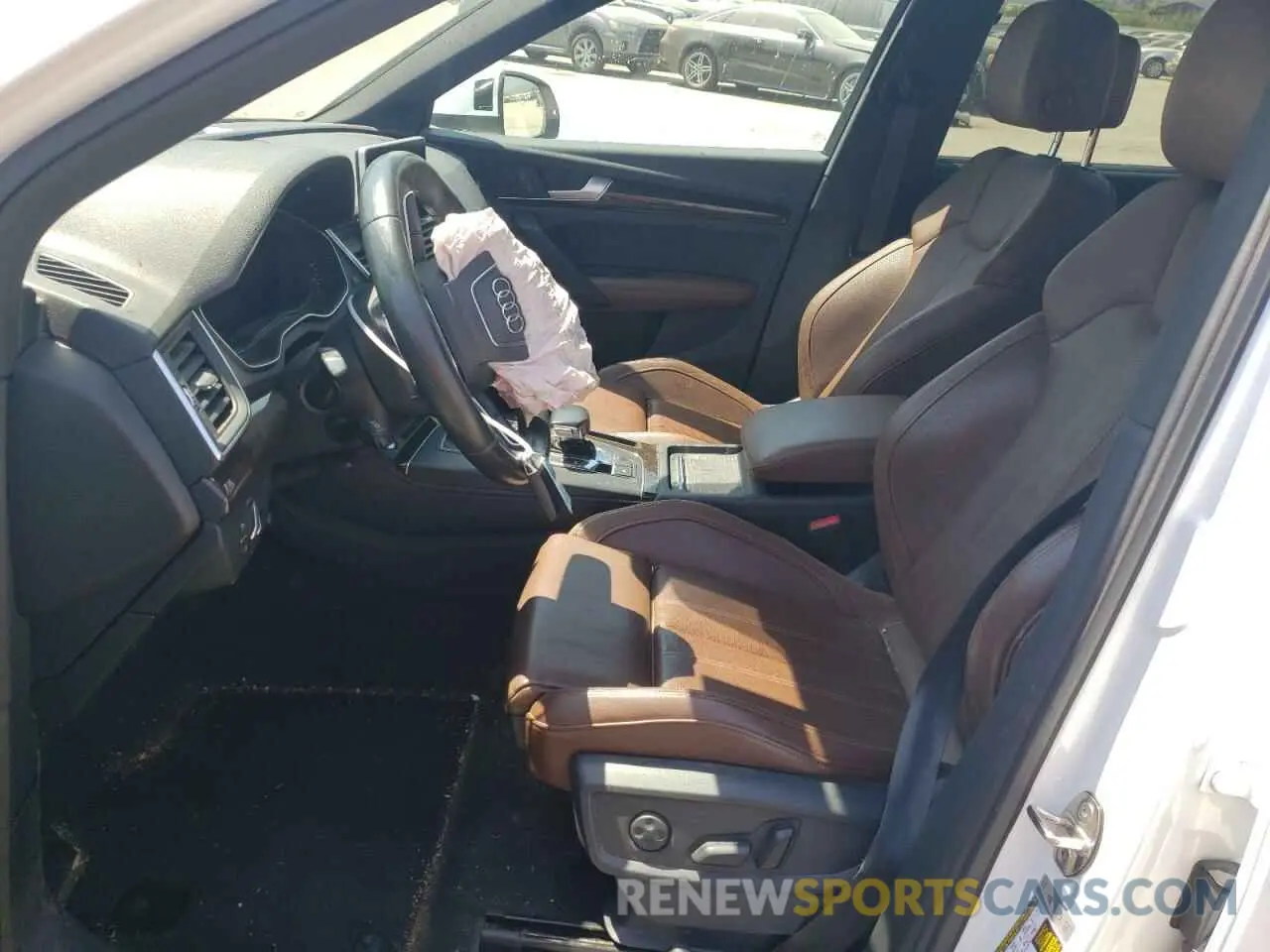 7 Photograph of a damaged car WA1BNAFYXK2069809 AUDI Q5 2019