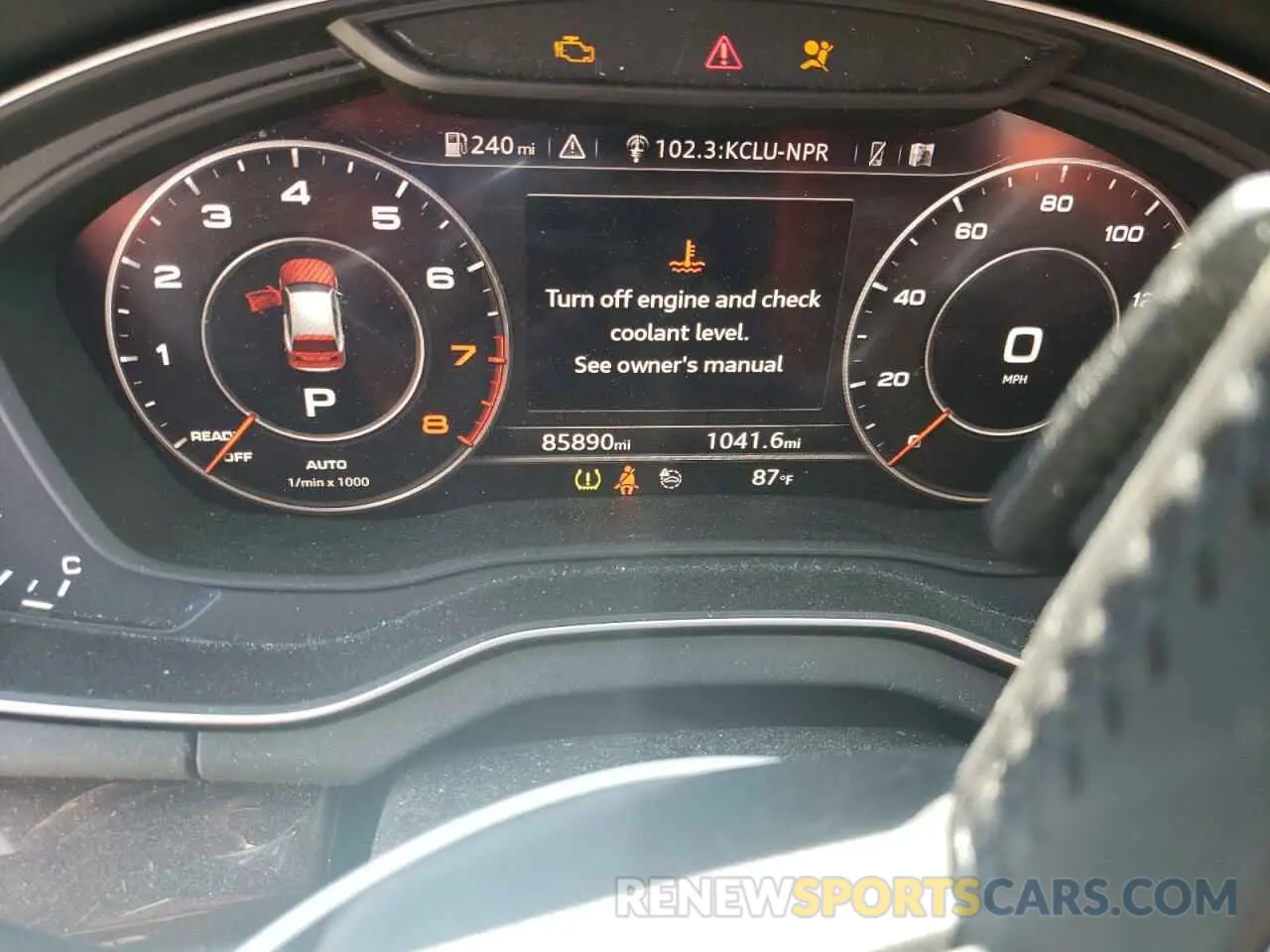 9 Photograph of a damaged car WA1BNAFYXK2069809 AUDI Q5 2019