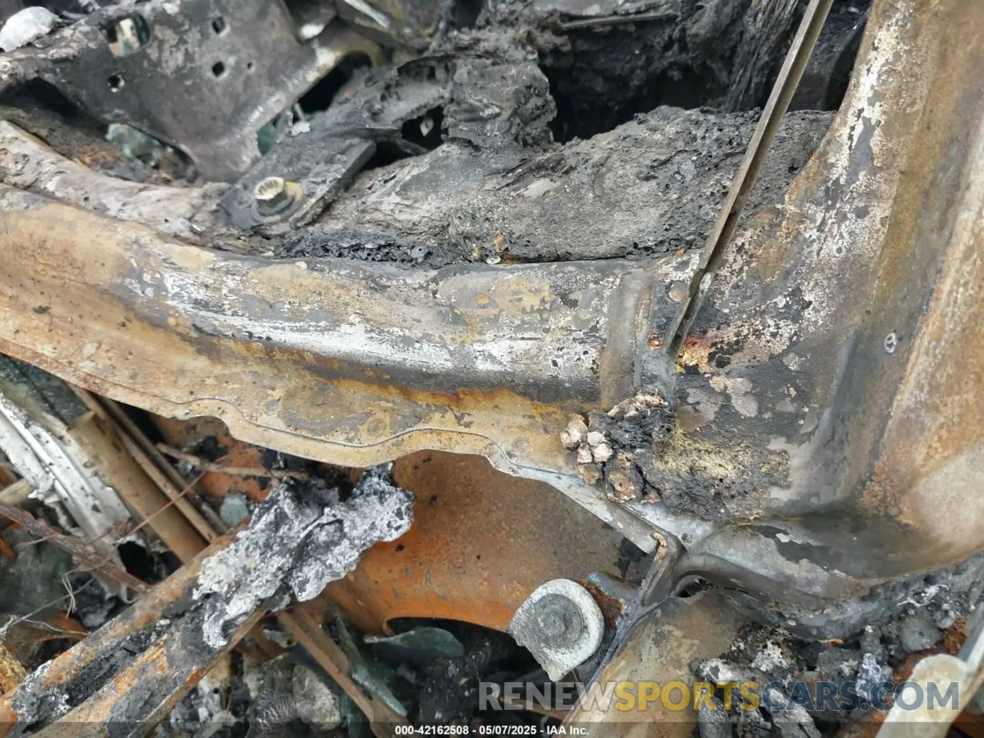 9 Photograph of a damaged car WA1BNAFYXK2082219 AUDI Q5 2019