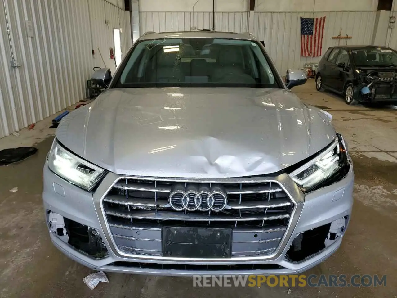 5 Photograph of a damaged car WA1BNAFYXK2084374 AUDI Q5 2019