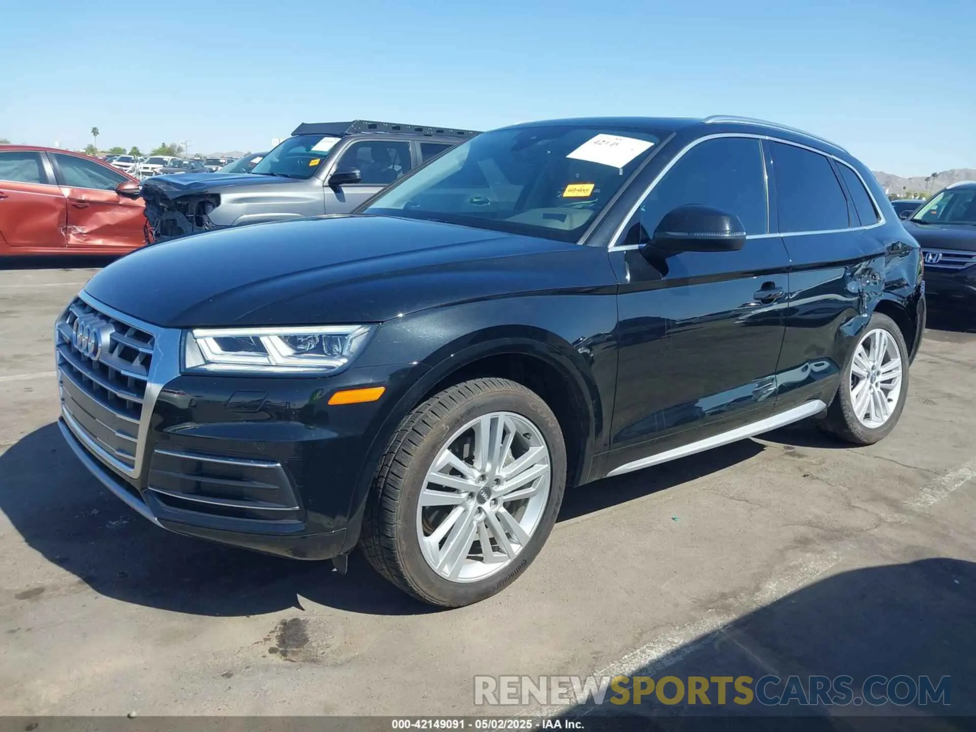 2 Photograph of a damaged car WA1BNAFYXK2118104 AUDI Q5 2019
