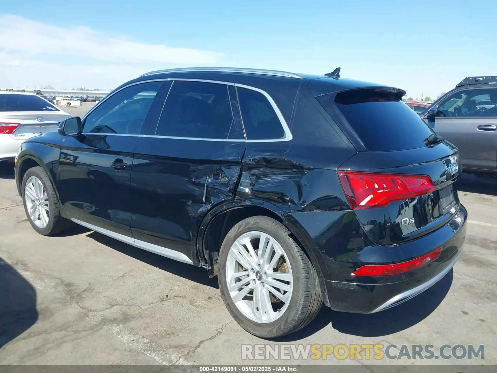 6 Photograph of a damaged car WA1BNAFYXK2118104 AUDI Q5 2019