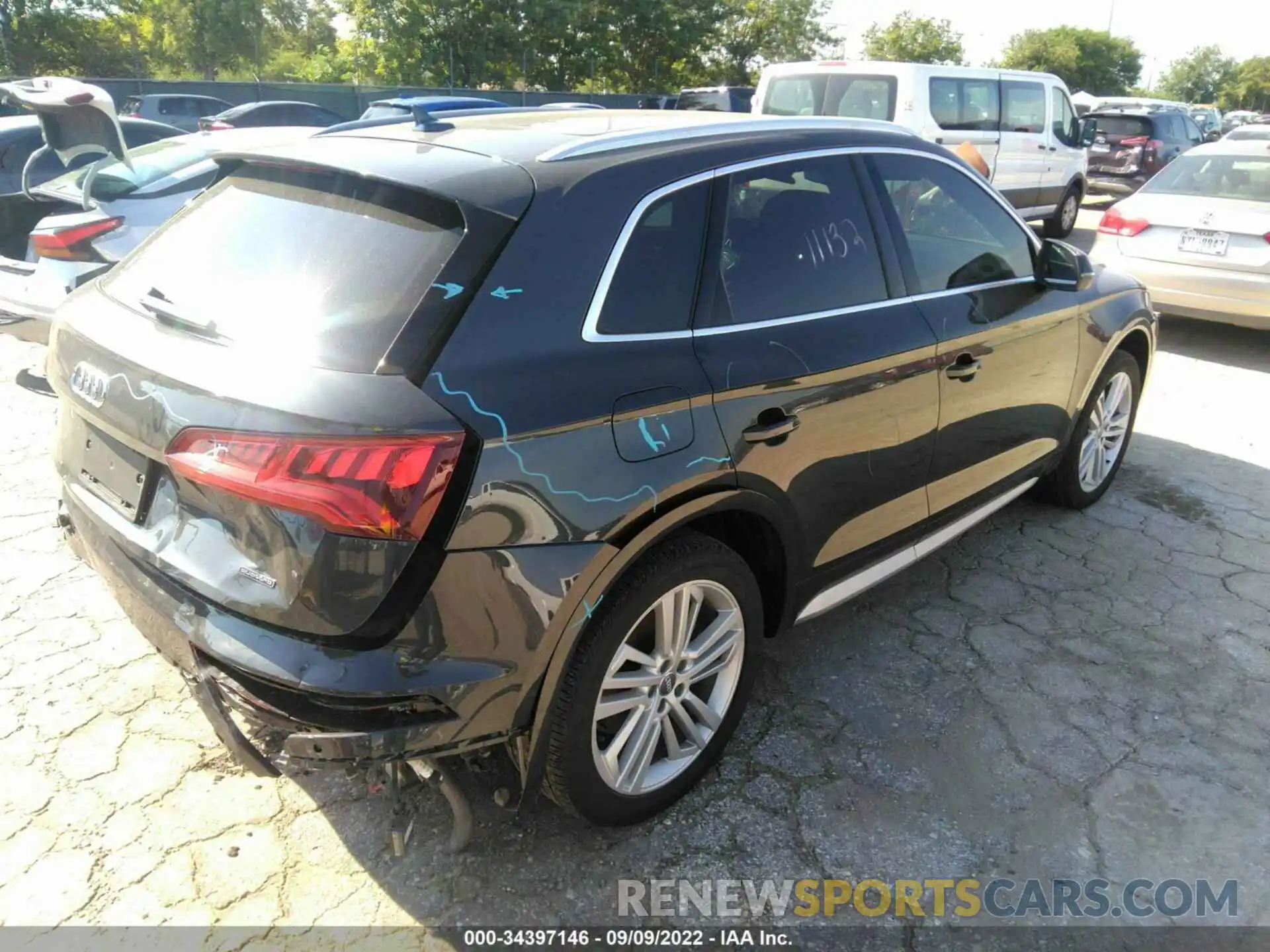 4 Photograph of a damaged car WA1BNAFYXK2118152 AUDI Q5 2019