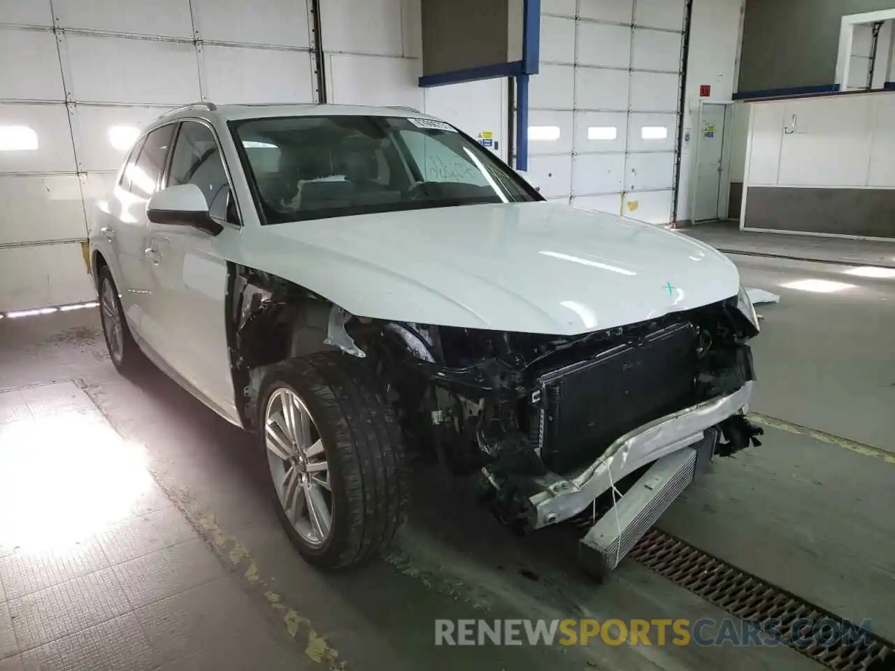 1 Photograph of a damaged car WA1BNAFYXK2122542 AUDI Q5 2019