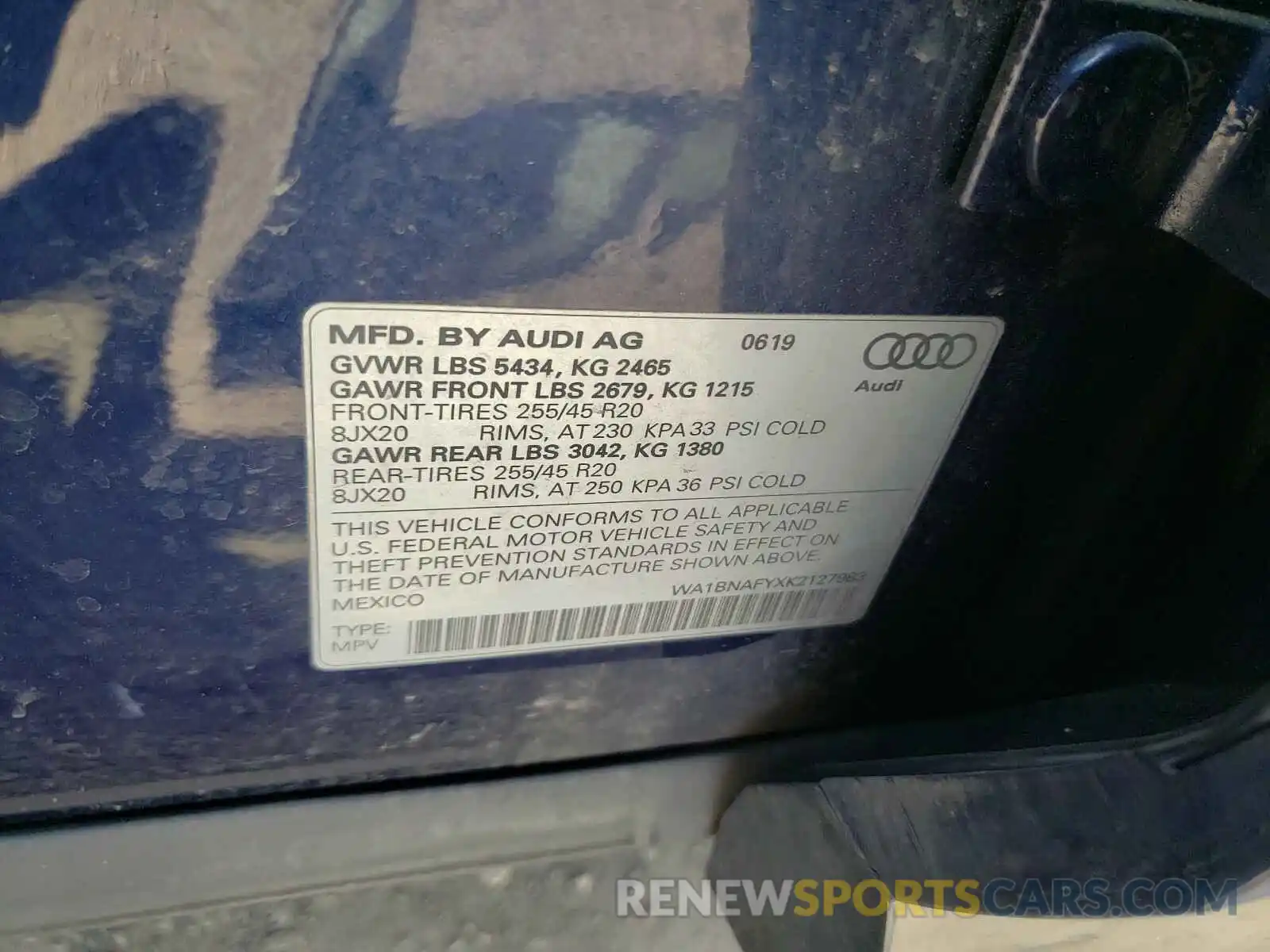 10 Photograph of a damaged car WA1BNAFYXK2127983 AUDI Q5 2019