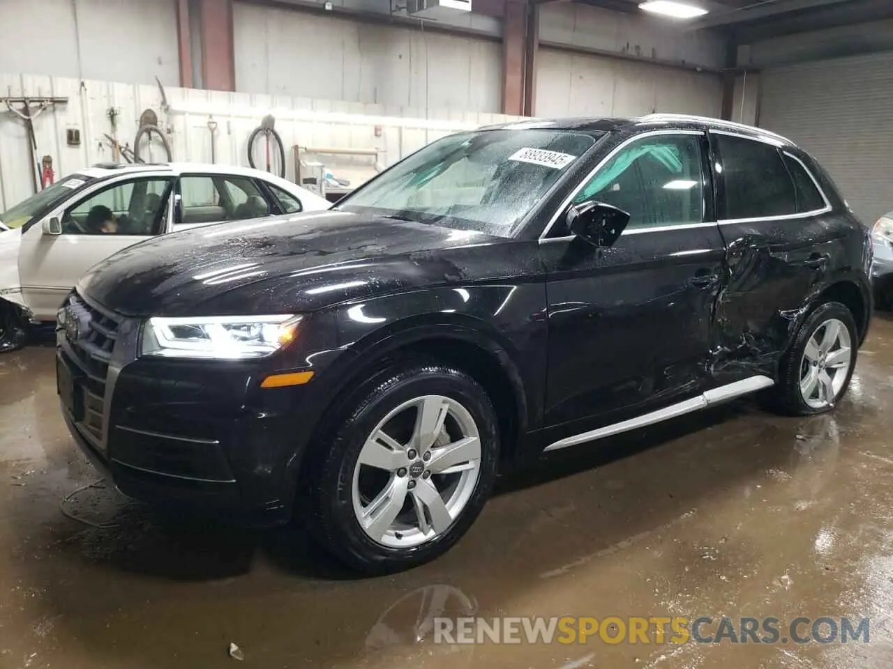1 Photograph of a damaged car WA1BNAFYXK2132195 AUDI Q5 2019