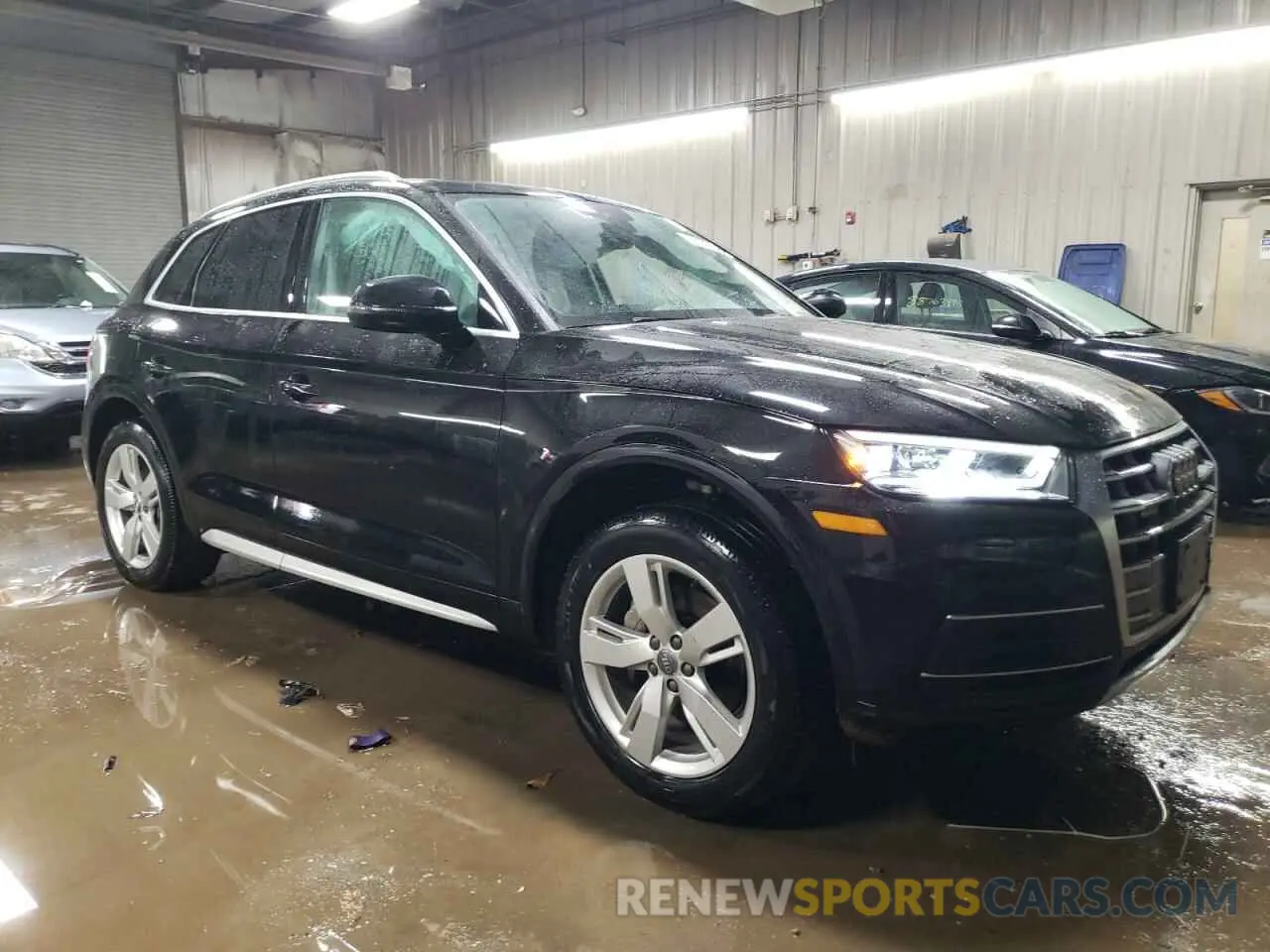 4 Photograph of a damaged car WA1BNAFYXK2132195 AUDI Q5 2019