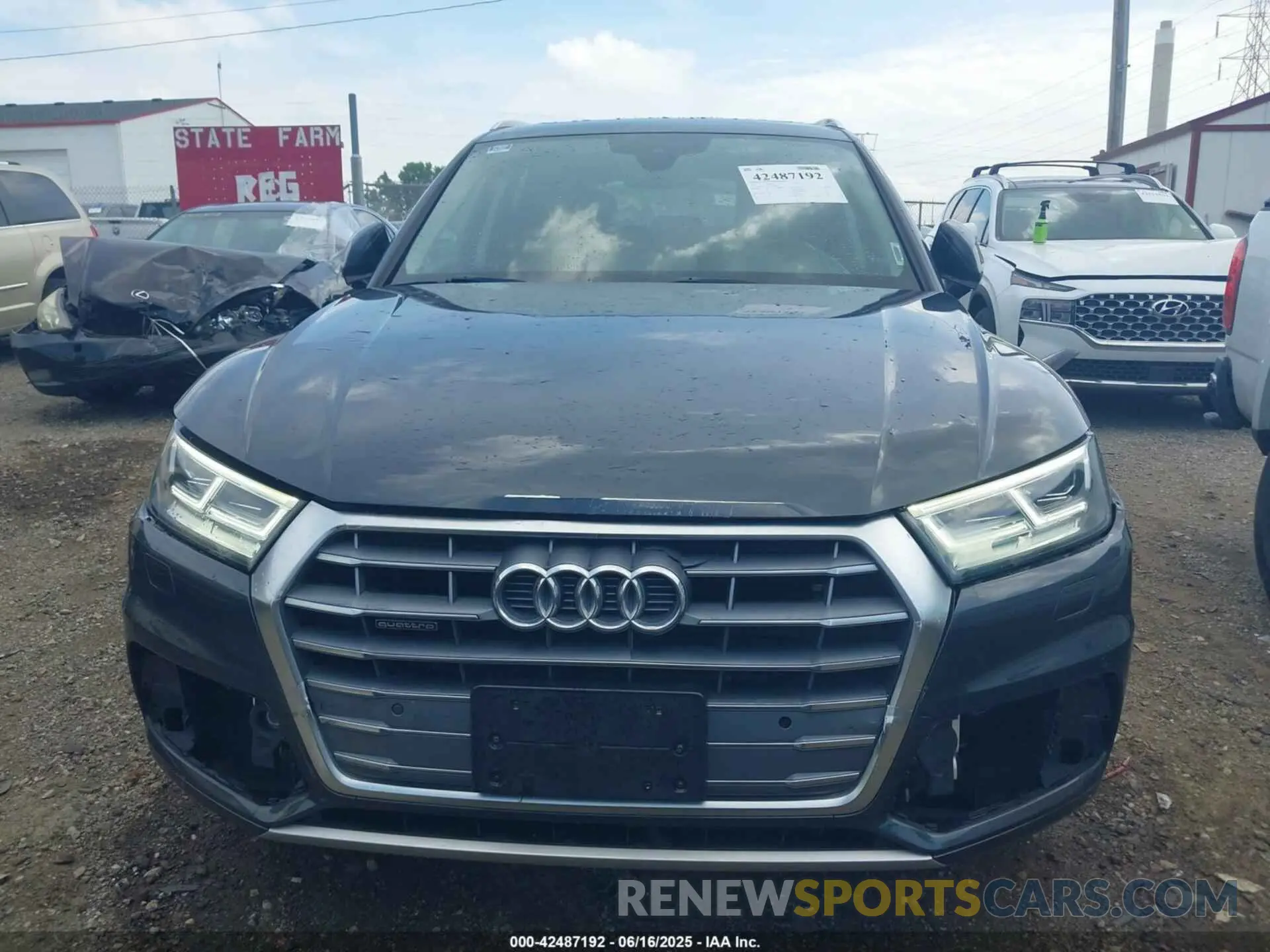 12 Photograph of a damaged car WA1BNAFYXK2134349 AUDI Q5 2019