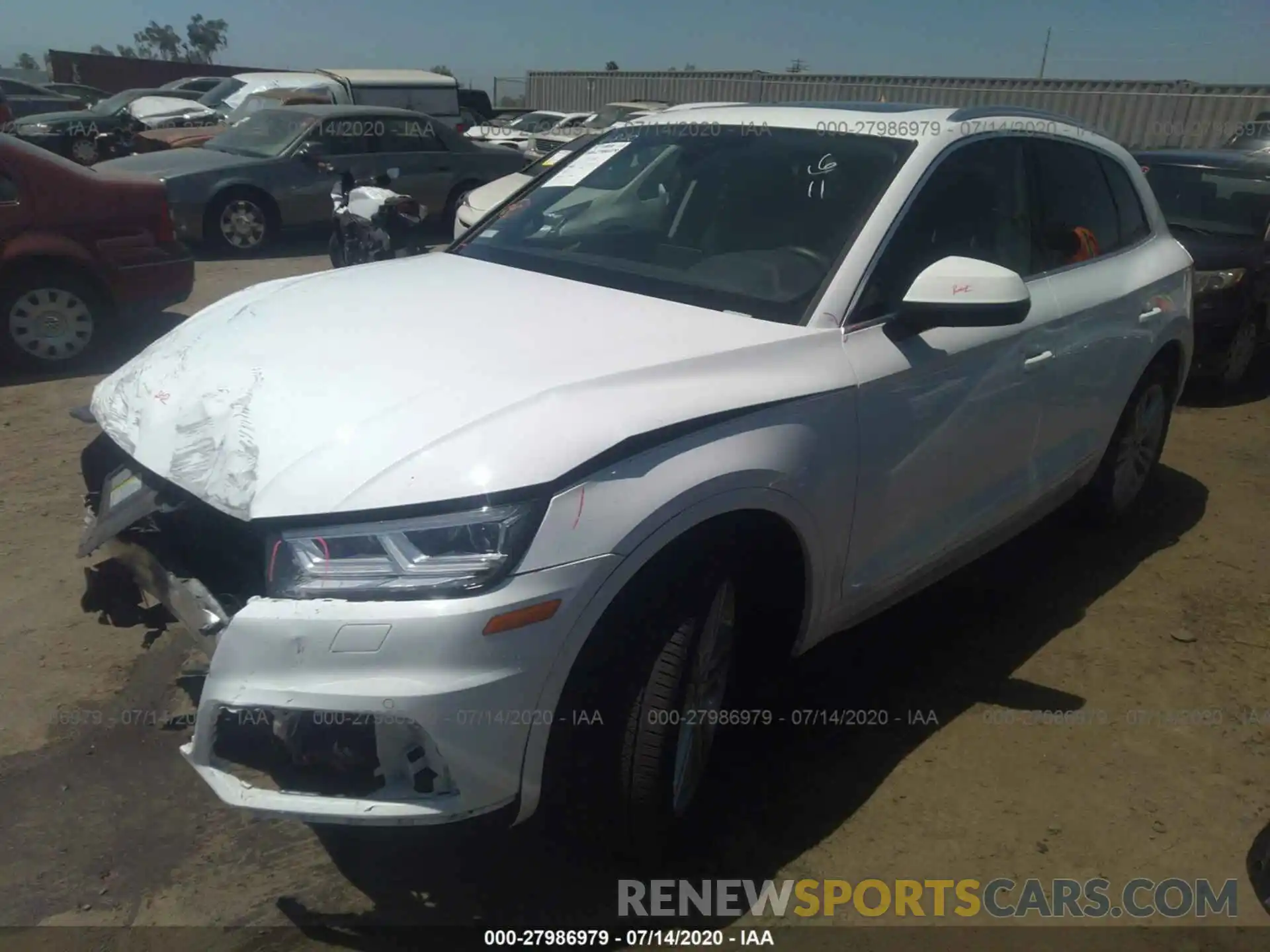 2 Photograph of a damaged car WA1BNAFYXK2143147 AUDI Q5 2019