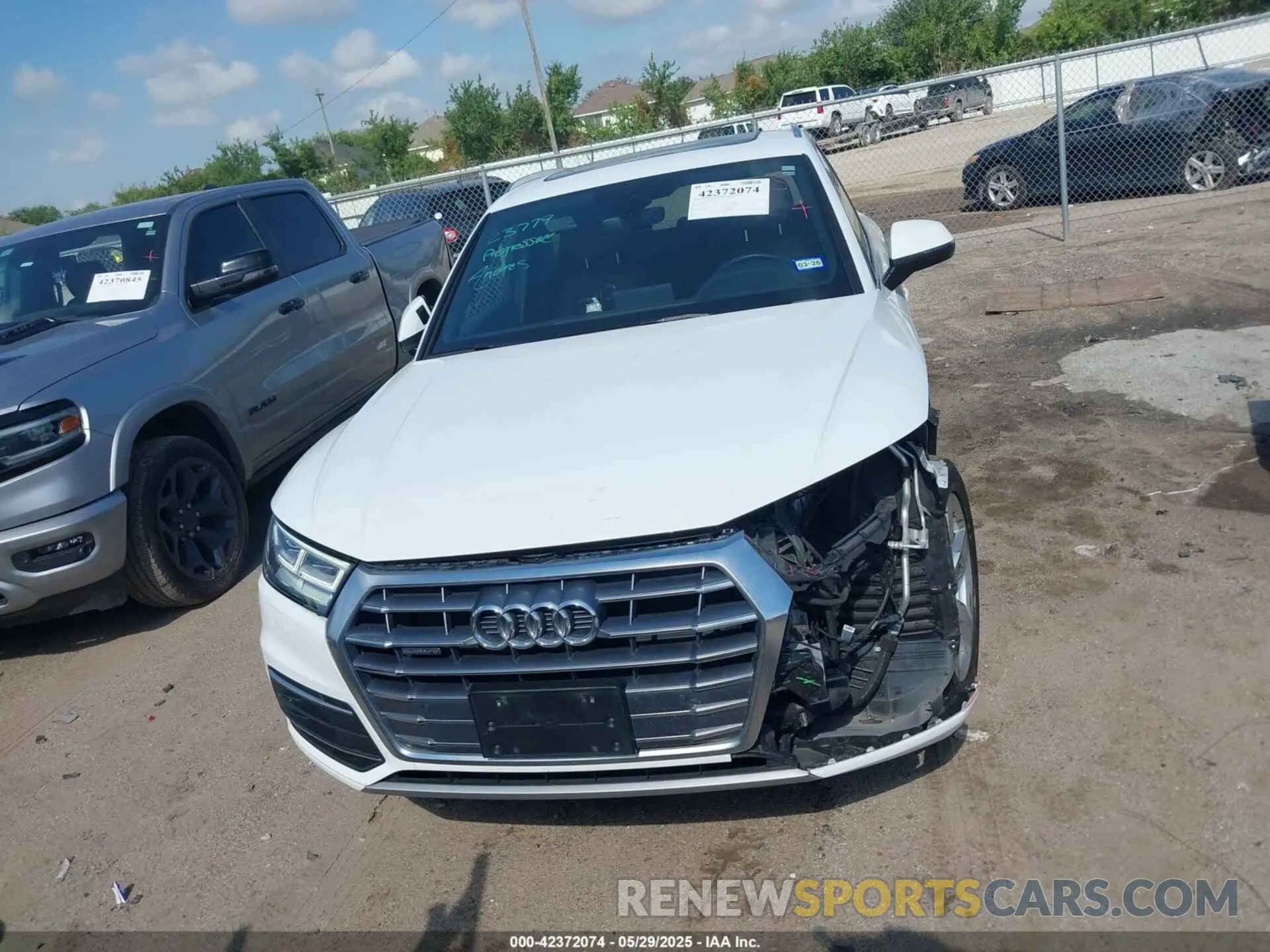12 Photograph of a damaged car WA1BNAFYXK2144783 AUDI Q5 2019