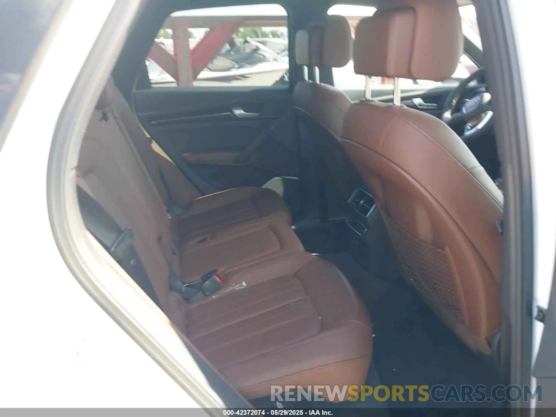 8 Photograph of a damaged car WA1BNAFYXK2144783 AUDI Q5 2019