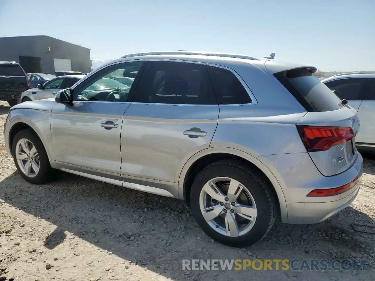 2 Photograph of a damaged car WA1BNBFY3K2091625 AUDI Q5 2019