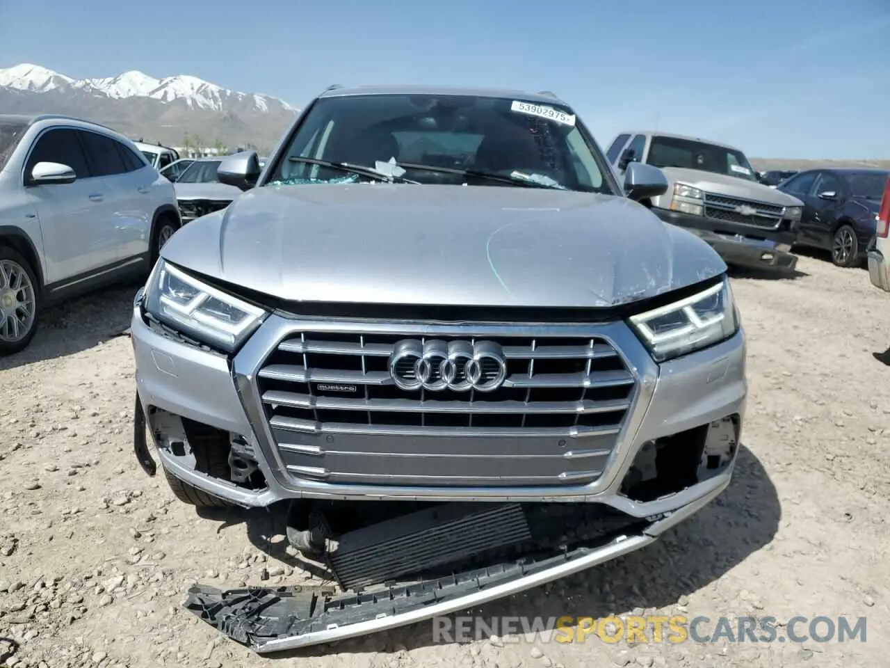 5 Photograph of a damaged car WA1BNBFY3K2091625 AUDI Q5 2019