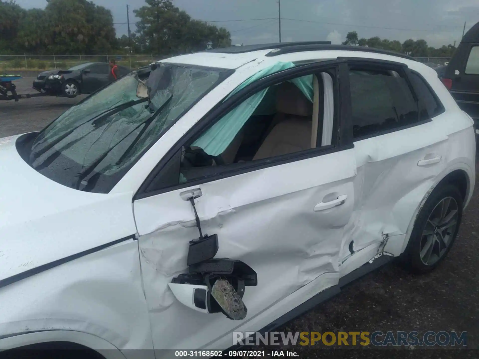 6 Photograph of a damaged car WA1BNBFYXK2025430 AUDI Q5 2019