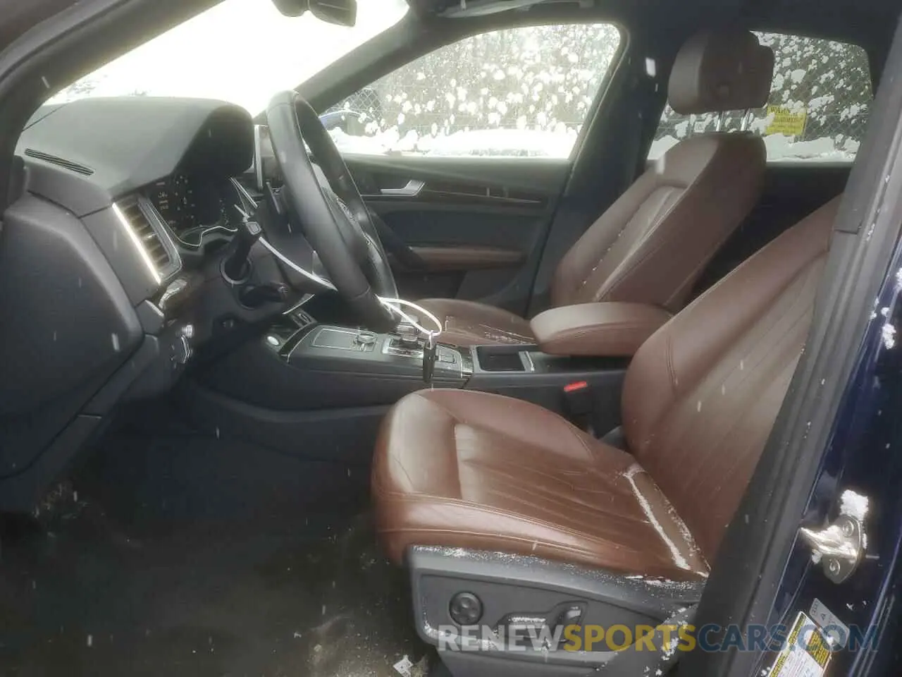 7 Photograph of a damaged car WA1CNAFY0K2027329 AUDI Q5 2019