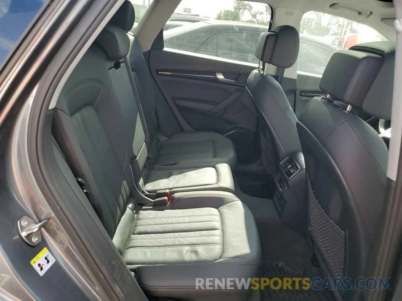 11 Photograph of a damaged car WA1CNAFY0K2031493 AUDI Q5 2019