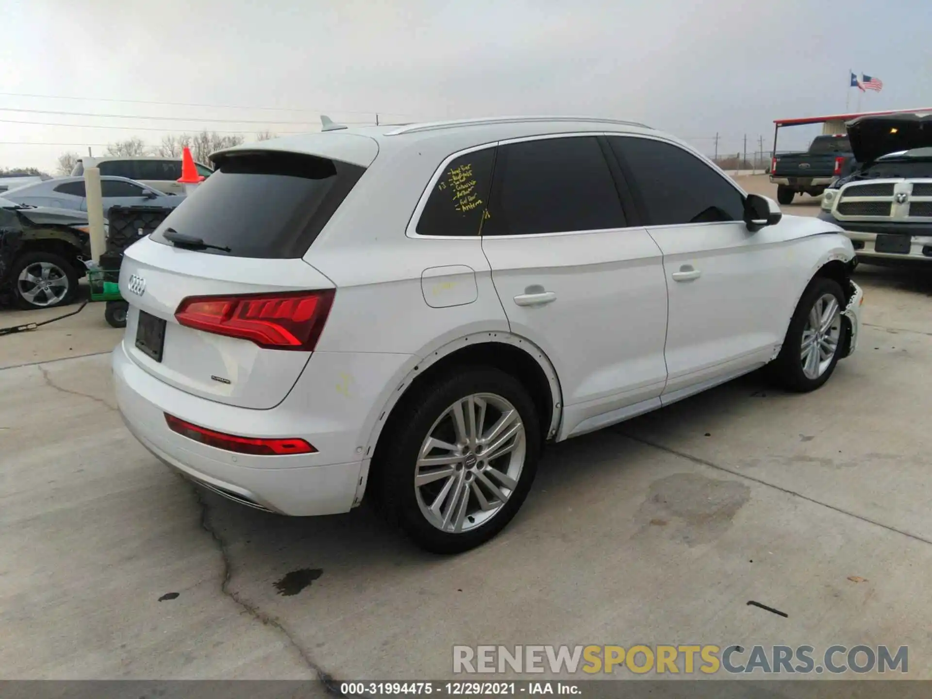 4 Photograph of a damaged car WA1CNAFY0K2094383 AUDI Q5 2019