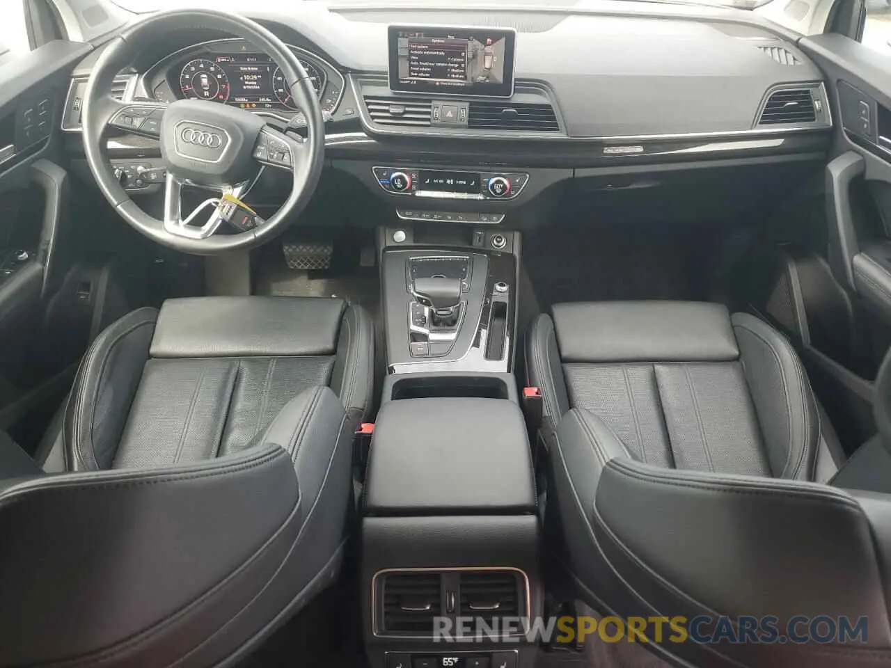 8 Photograph of a damaged car WA1CNAFY2K2043922 AUDI Q5 2019