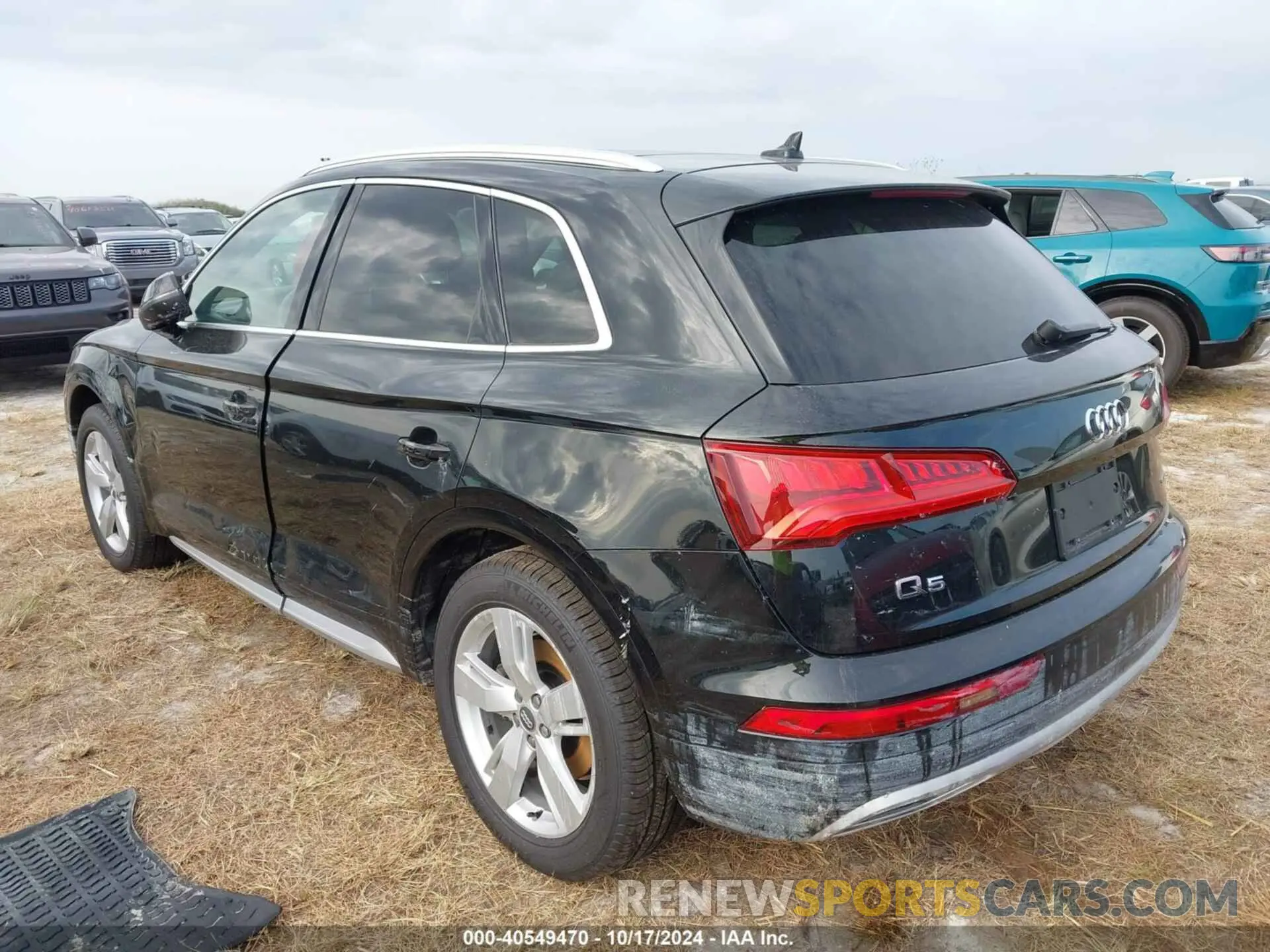 3 Photograph of a damaged car WA1CNAFY2K2072045 AUDI Q5 2019