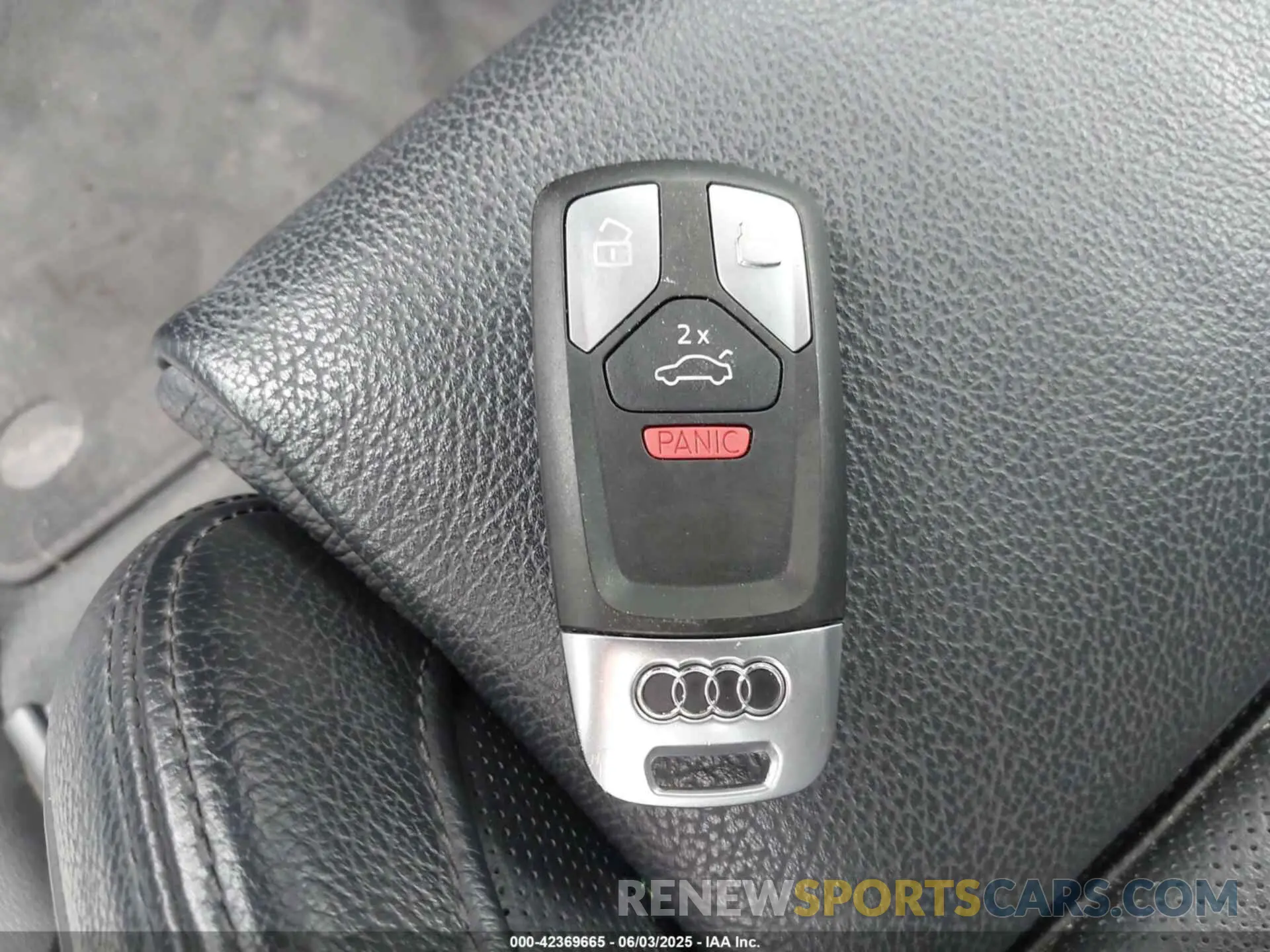 11 Photograph of a damaged car WA1CNAFY4K2070295 AUDI Q5 2019