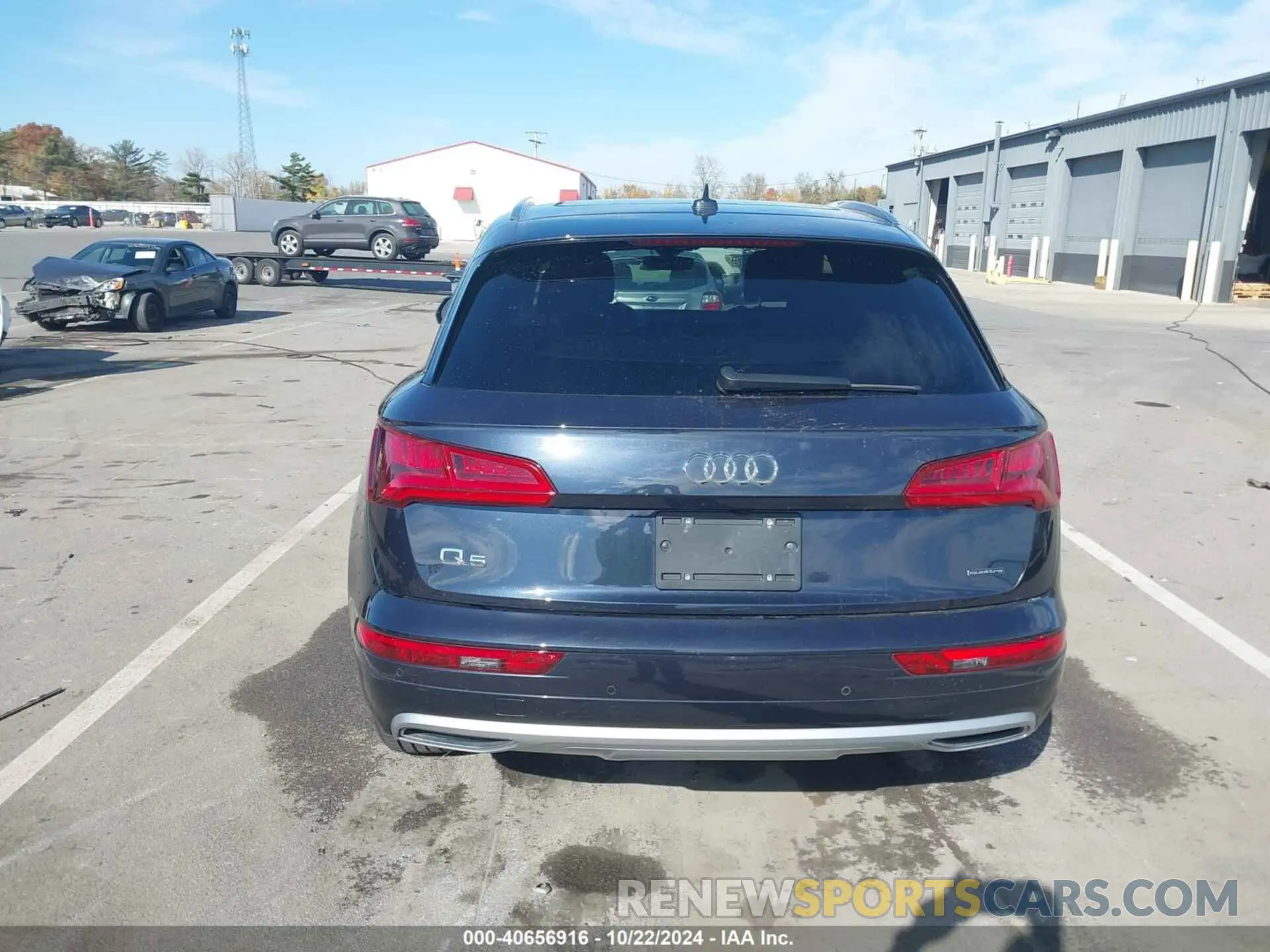 16 Photograph of a damaged car WA1CNAFY7K2047836 AUDI Q5 2019